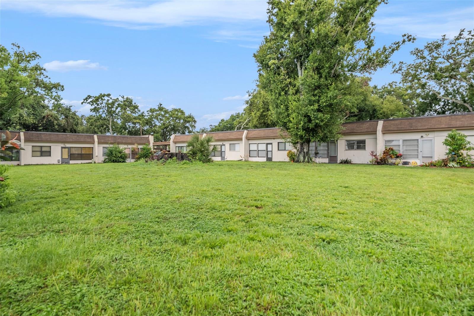 Image 20 of 22 For 2965 Flint Drive N 2965