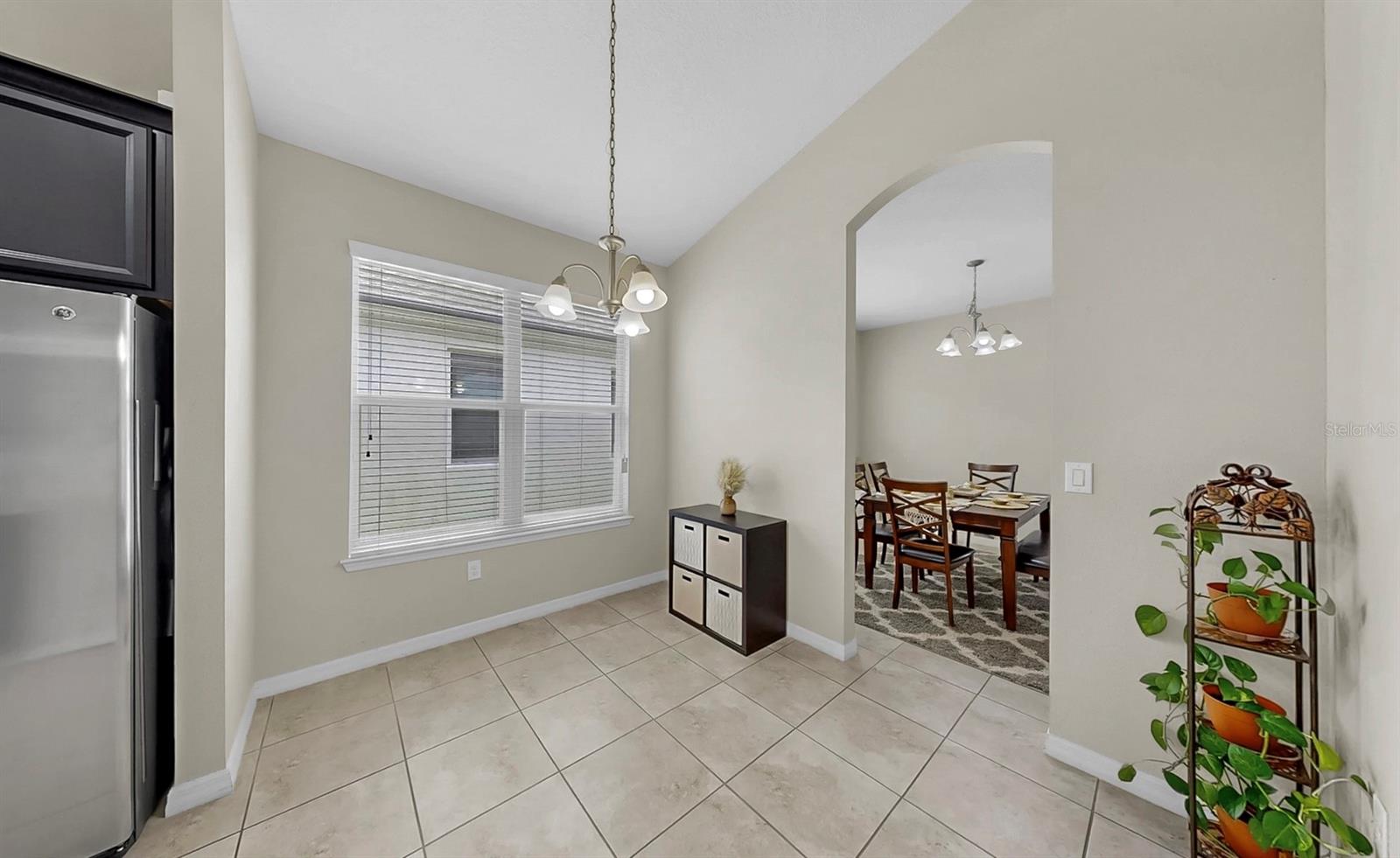 Image 17 of 35 For 17523 Buckingham Garden Drive