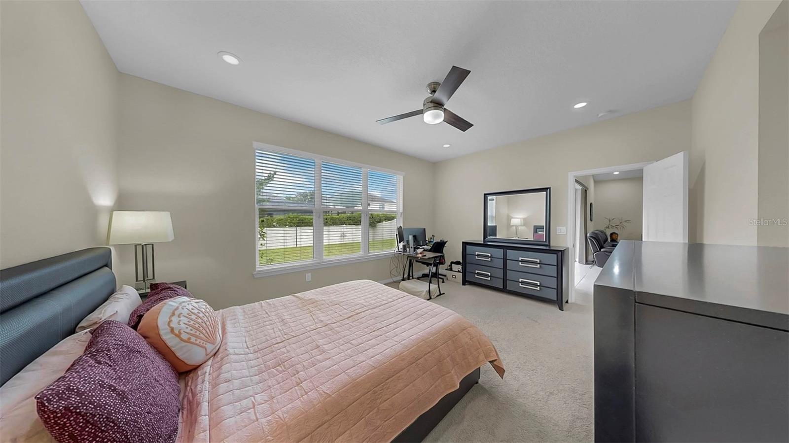 Image 29 of 35 For 17523 Buckingham Garden Drive