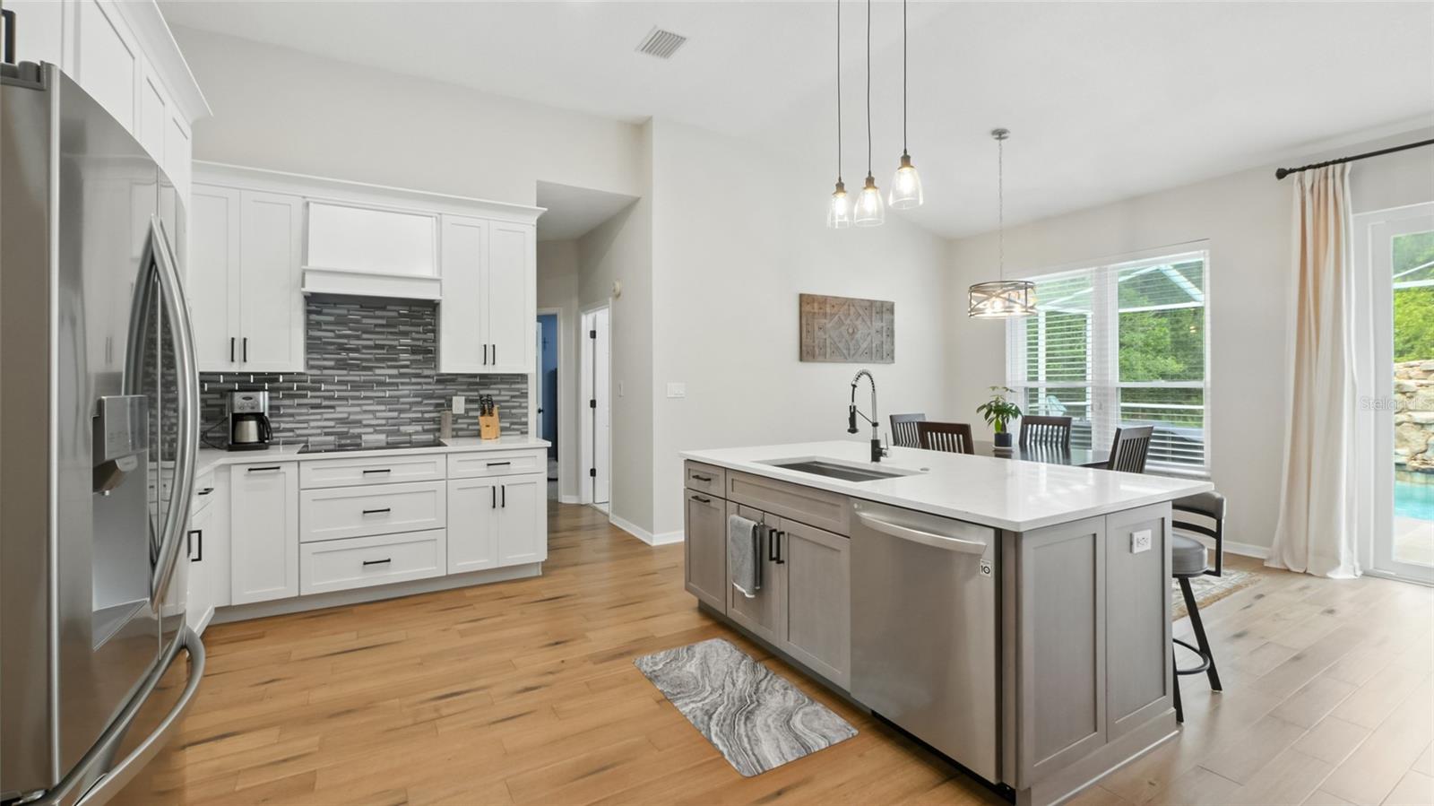 Image 11 of 55 For 6125 Savoy Circle