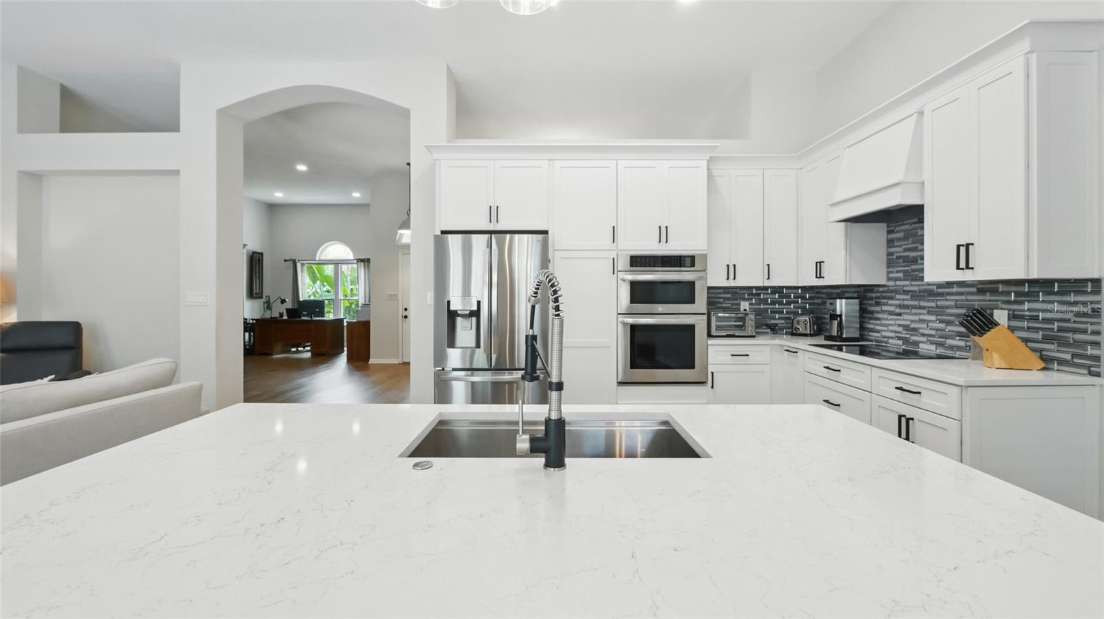 Image 13 of 55 For 6125 Savoy Circle