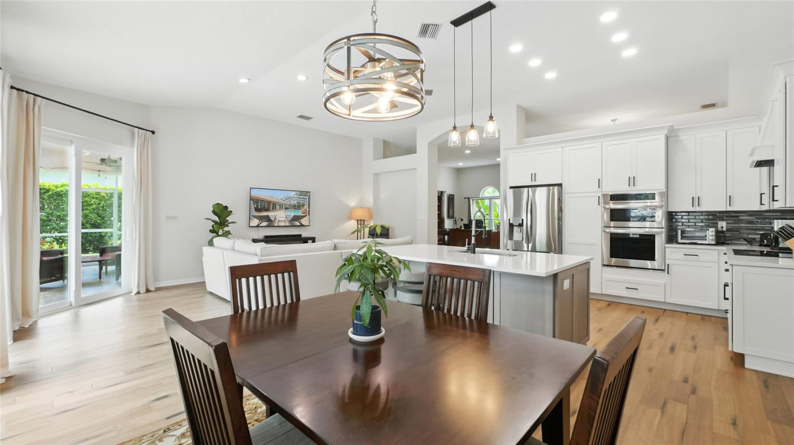 Image 16 of 55 For 6125 Savoy Circle