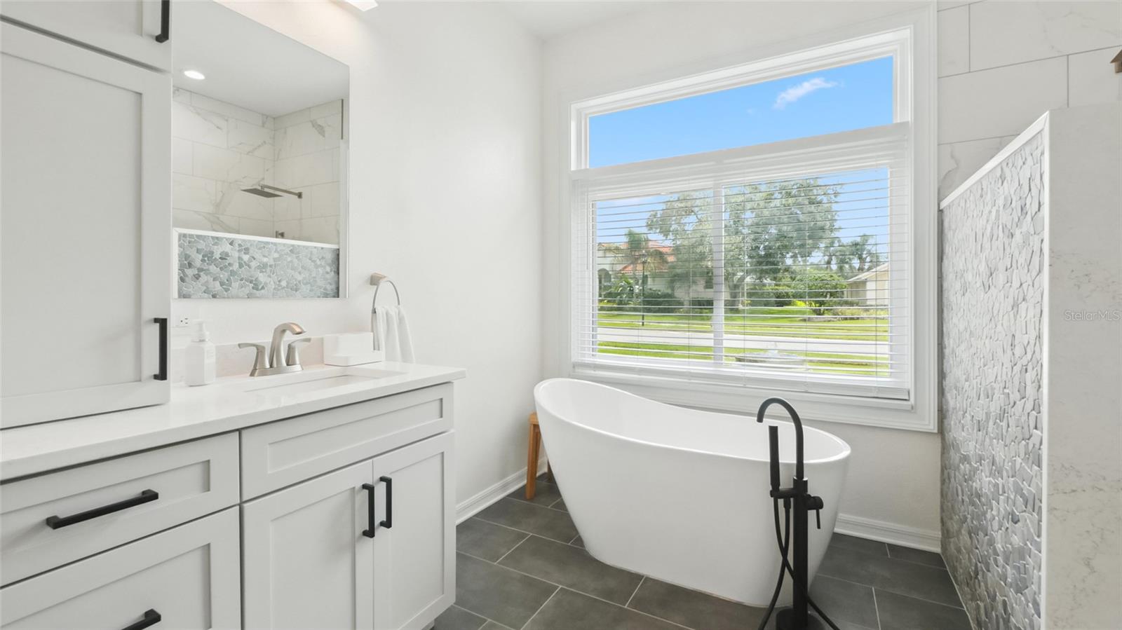 Image 24 of 55 For 6125 Savoy Circle