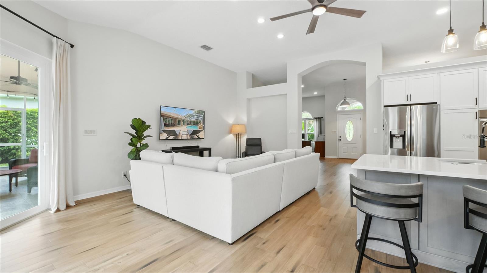 Image 7 of 55 For 6125 Savoy Circle