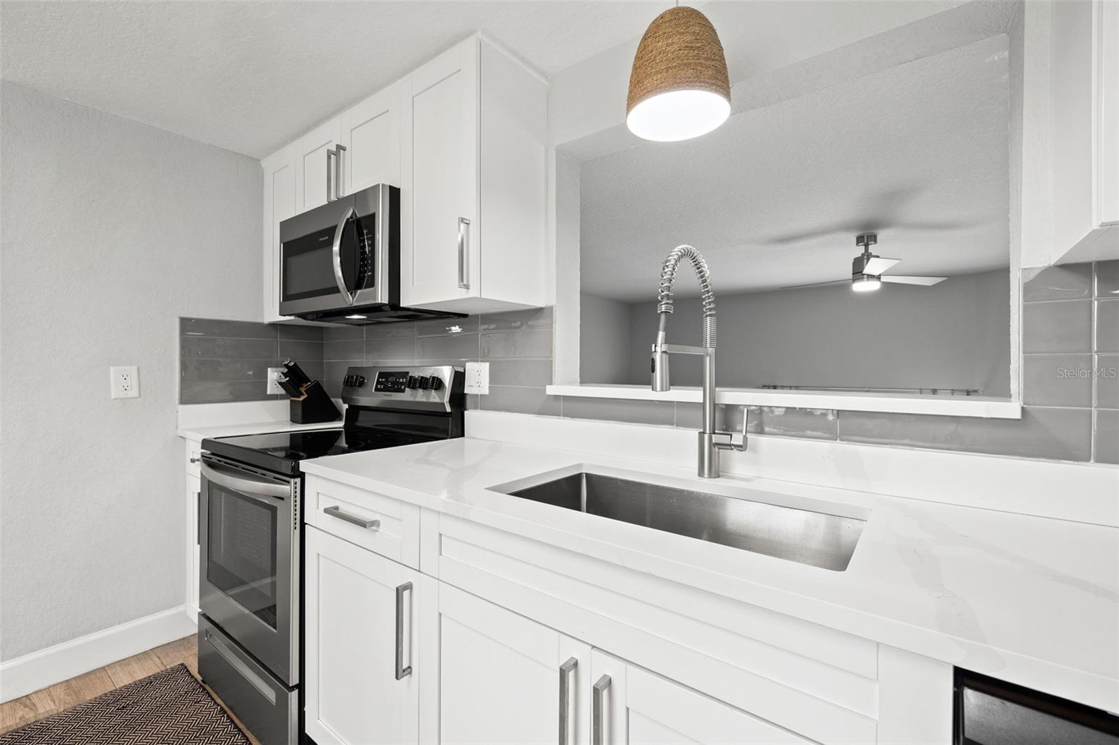 Image 13 of 50 For 5440 113th Street