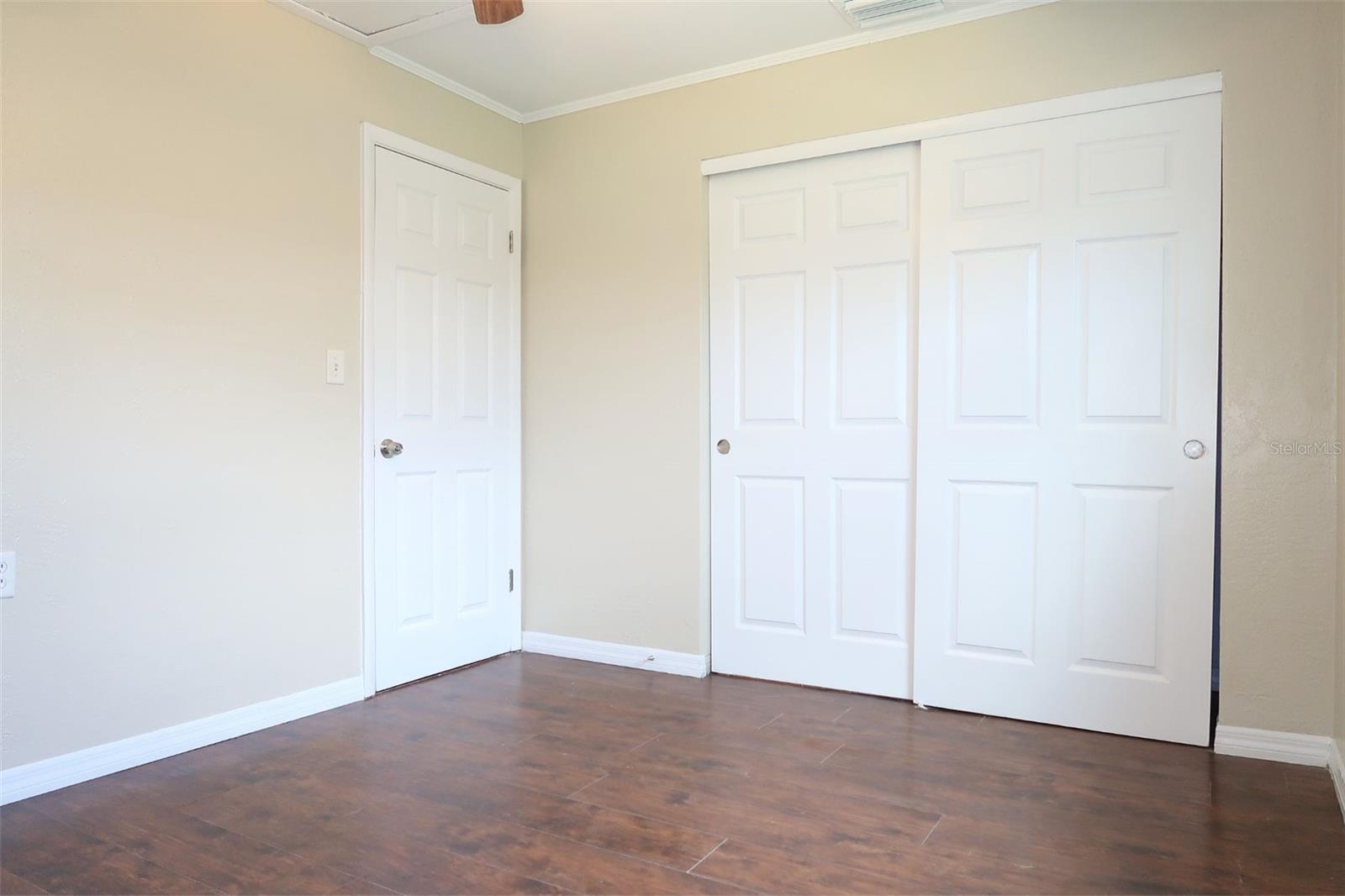 Image 5 of 10 For 723 71st Avenue N