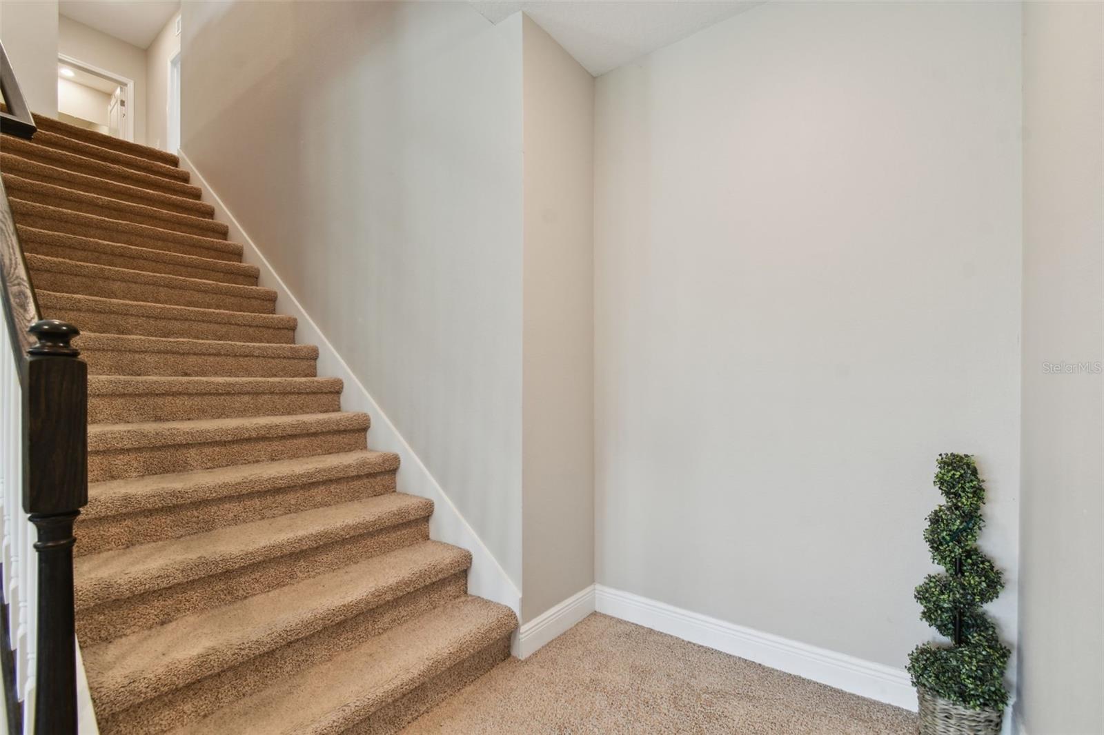 Image 17 of 39 For 1297 Bering Road