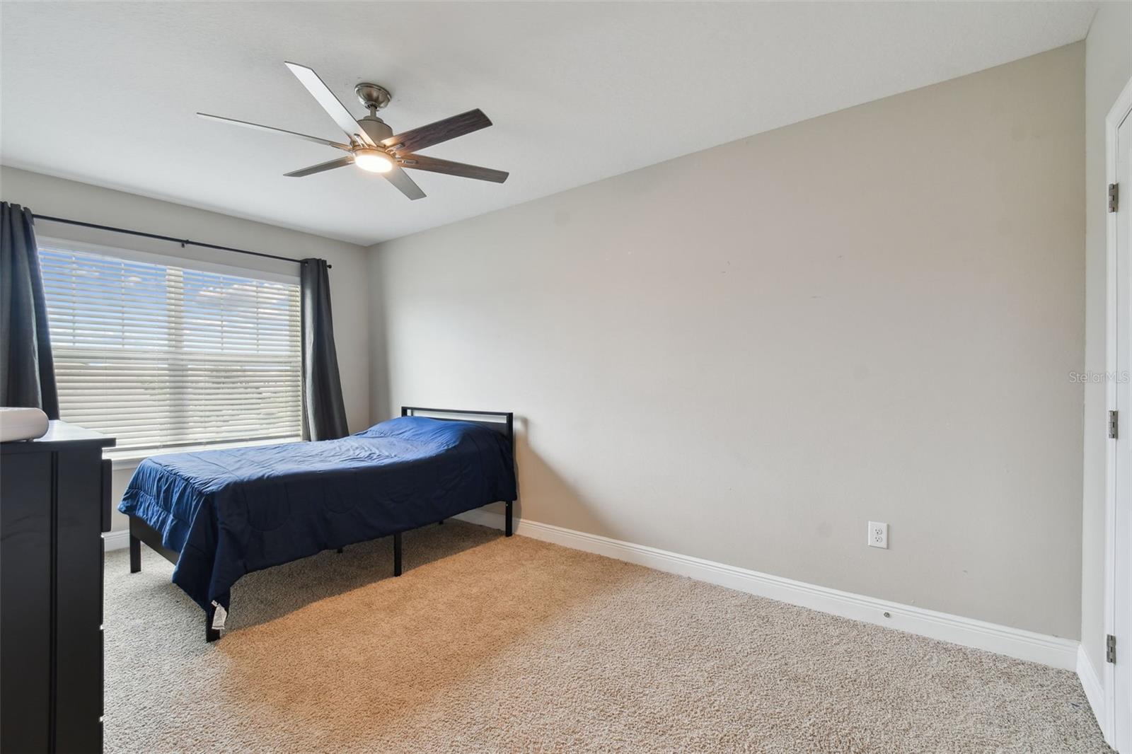 Image 21 of 39 For 1297 Bering Road