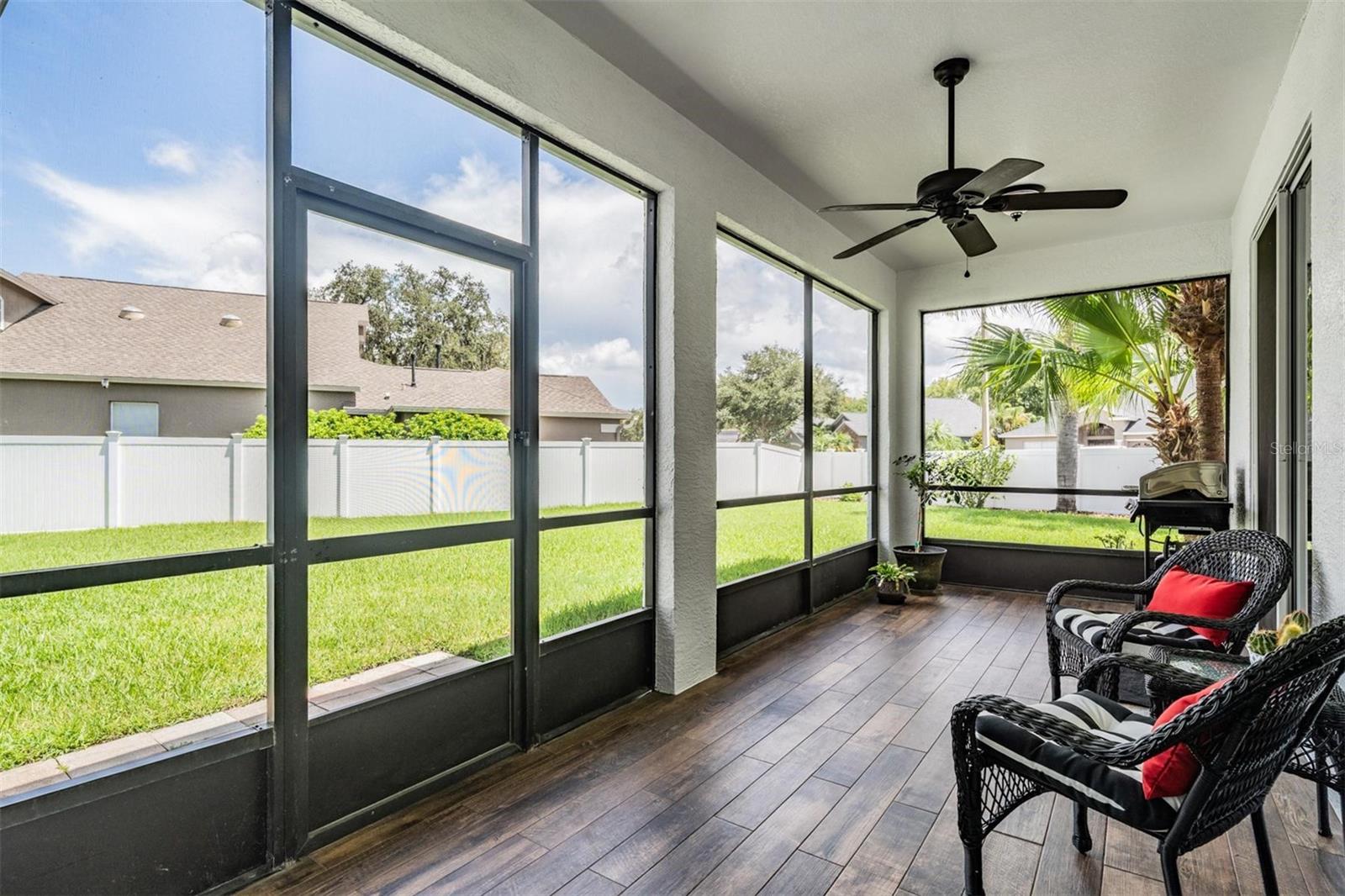 Listing photo id 32 for 1519 Flatwood Court