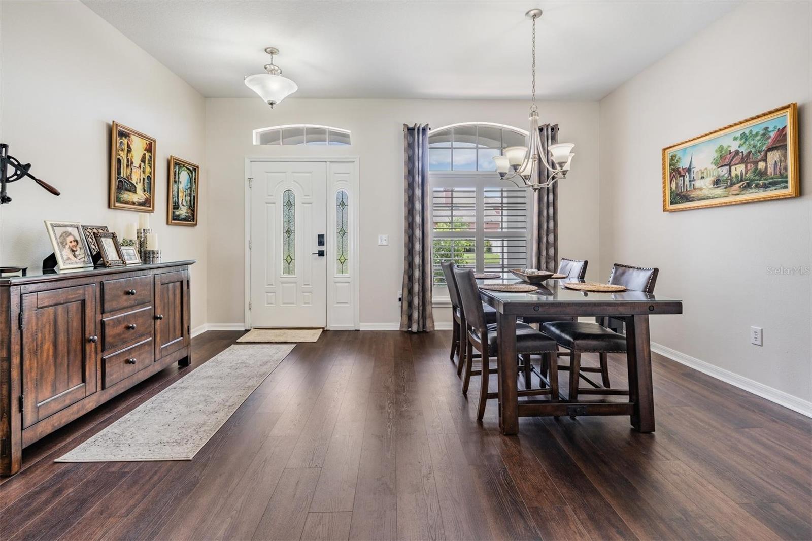Listing photo id 4 for 1519 Flatwood Court
