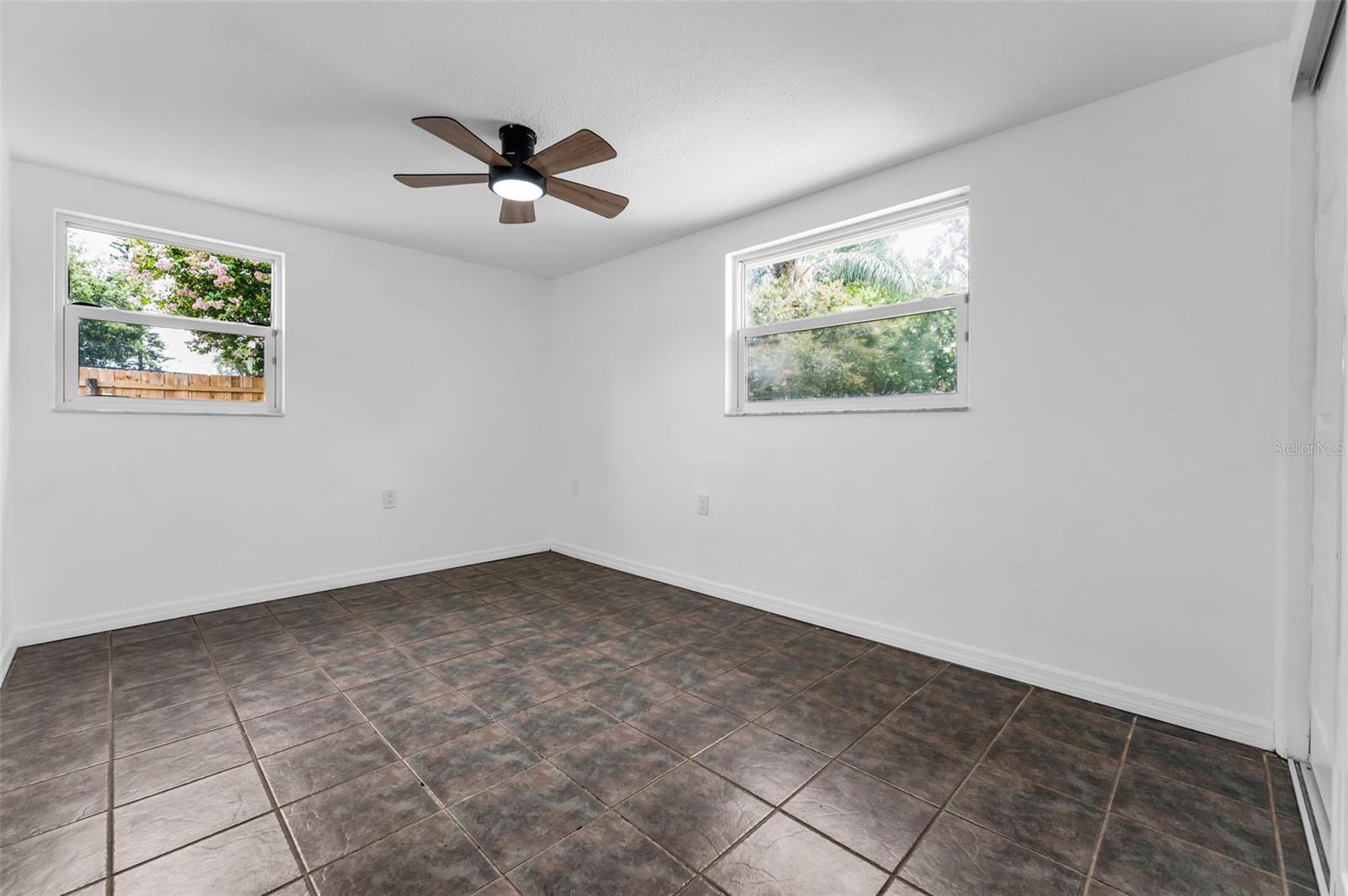 Image 20 of 42 For 5022 Forest Hills Drive