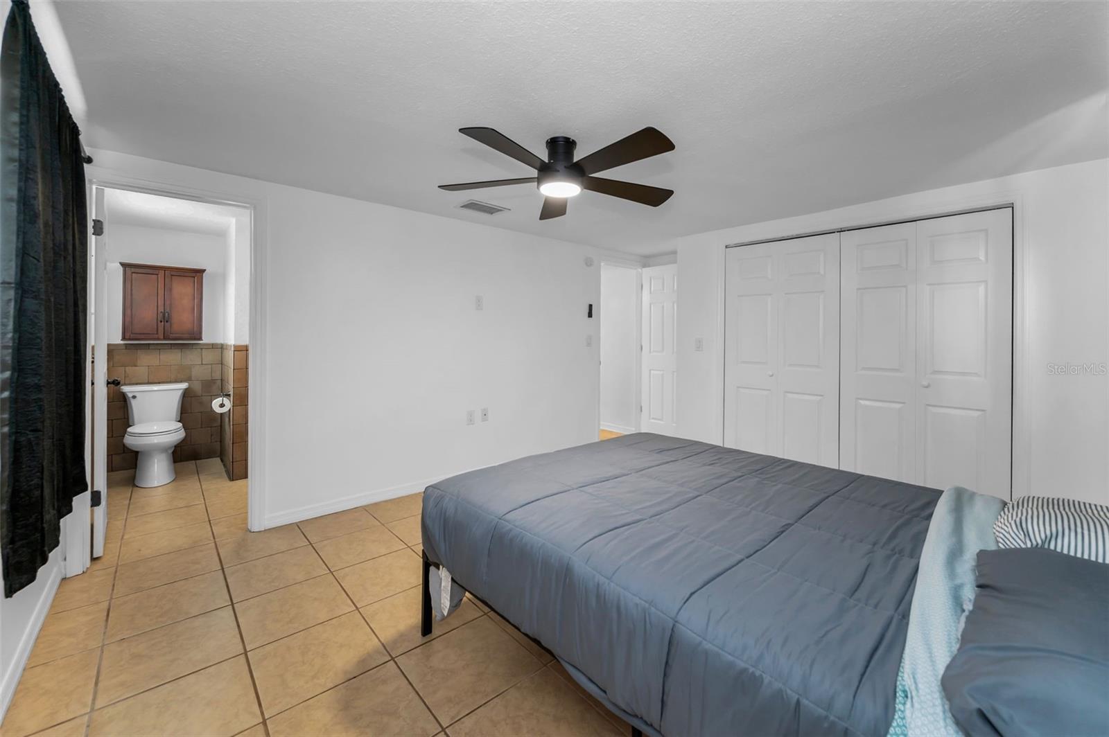 Image 21 of 42 For 5022 Forest Hills Drive