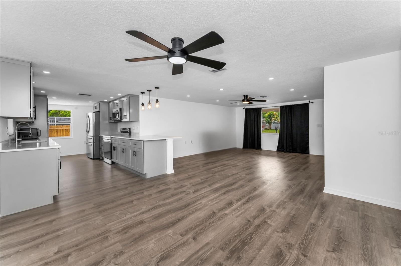 Image 6 of 42 For 5022 Forest Hills Drive