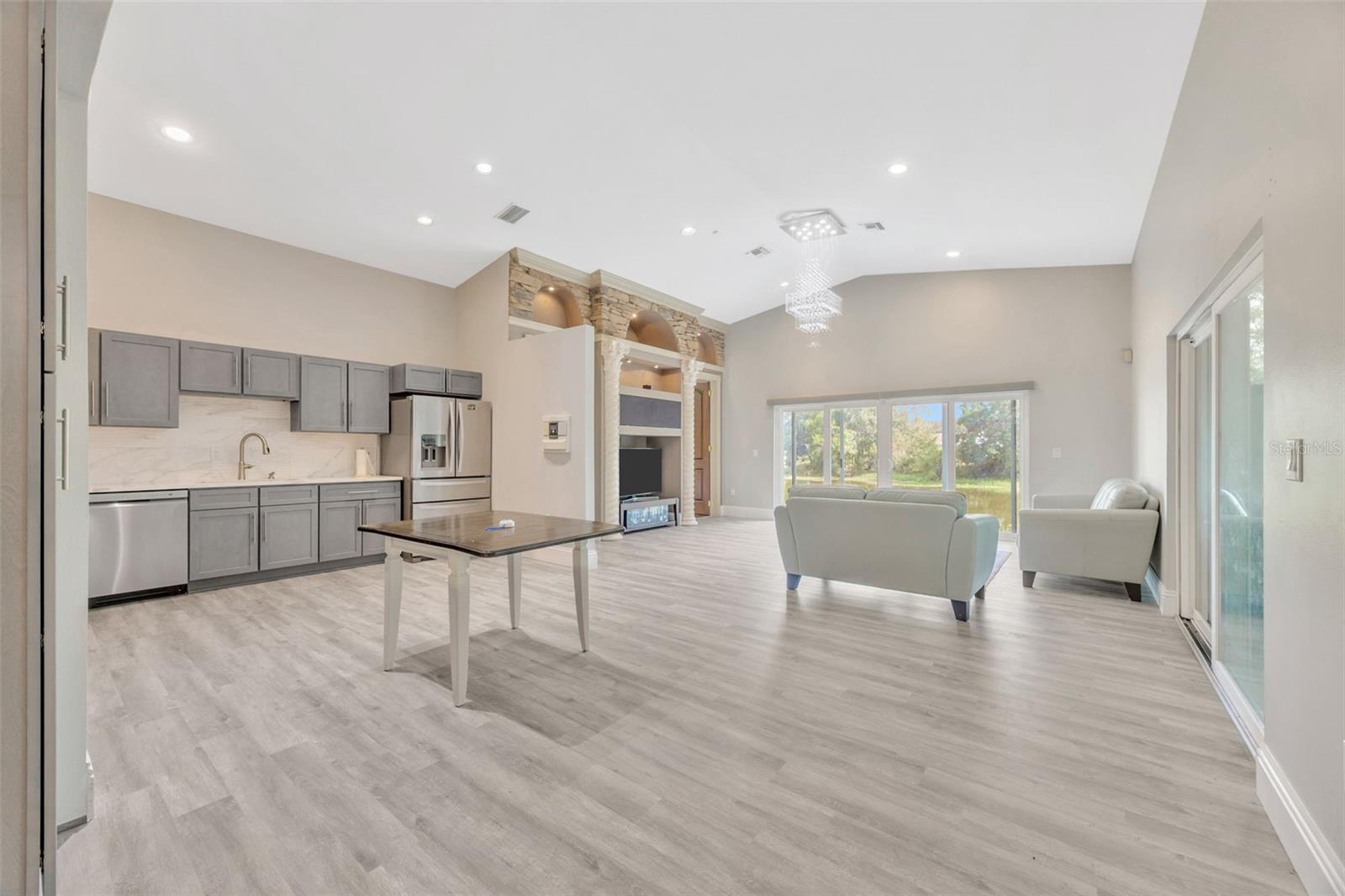 Image 11 of 58 For 3238 Cullendale Drive