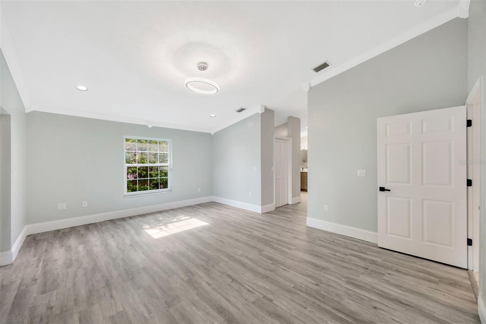 Image 26 of 58 For 3238 Cullendale Drive