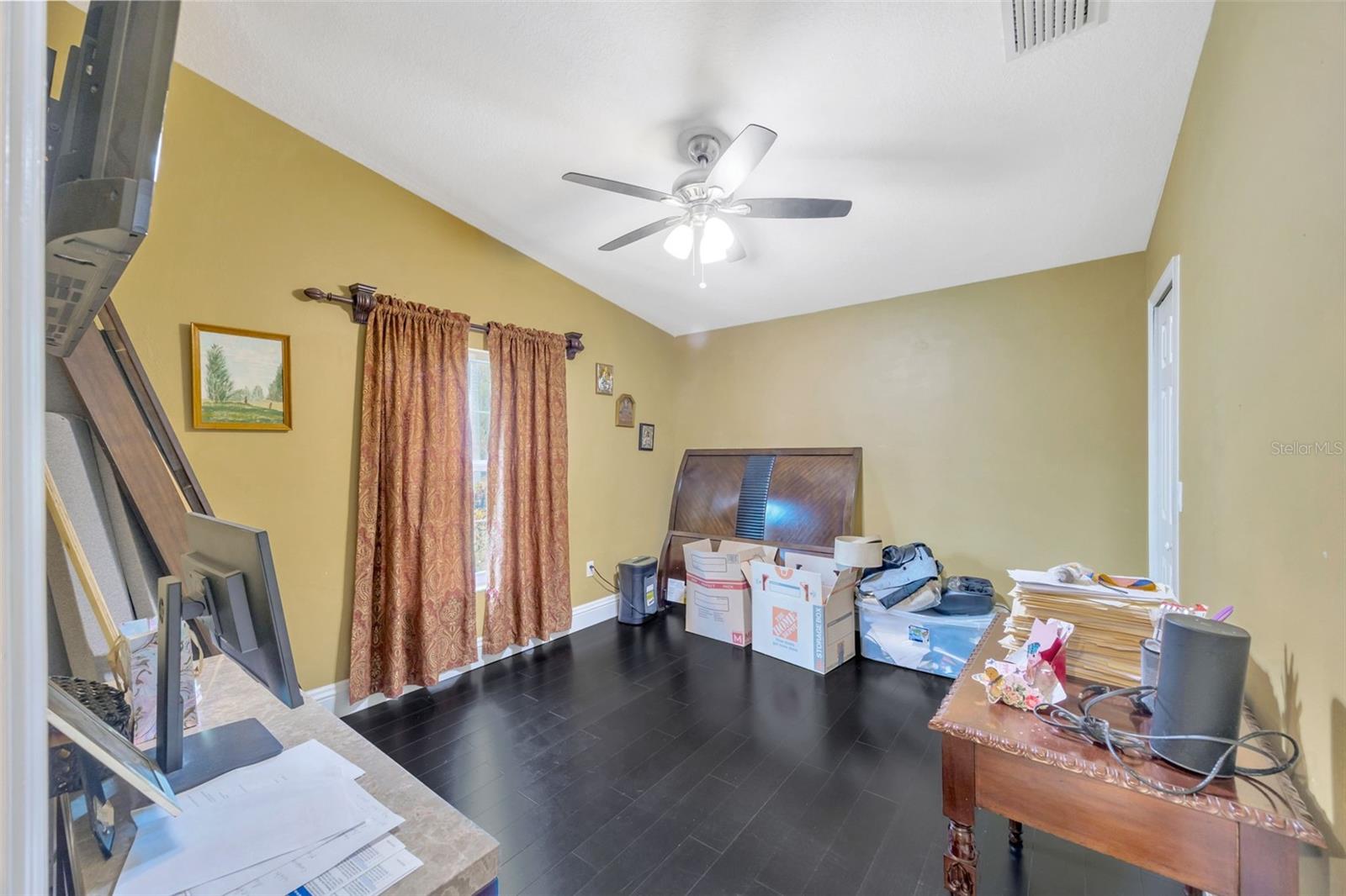 Image 35 of 58 For 3238 Cullendale Drive