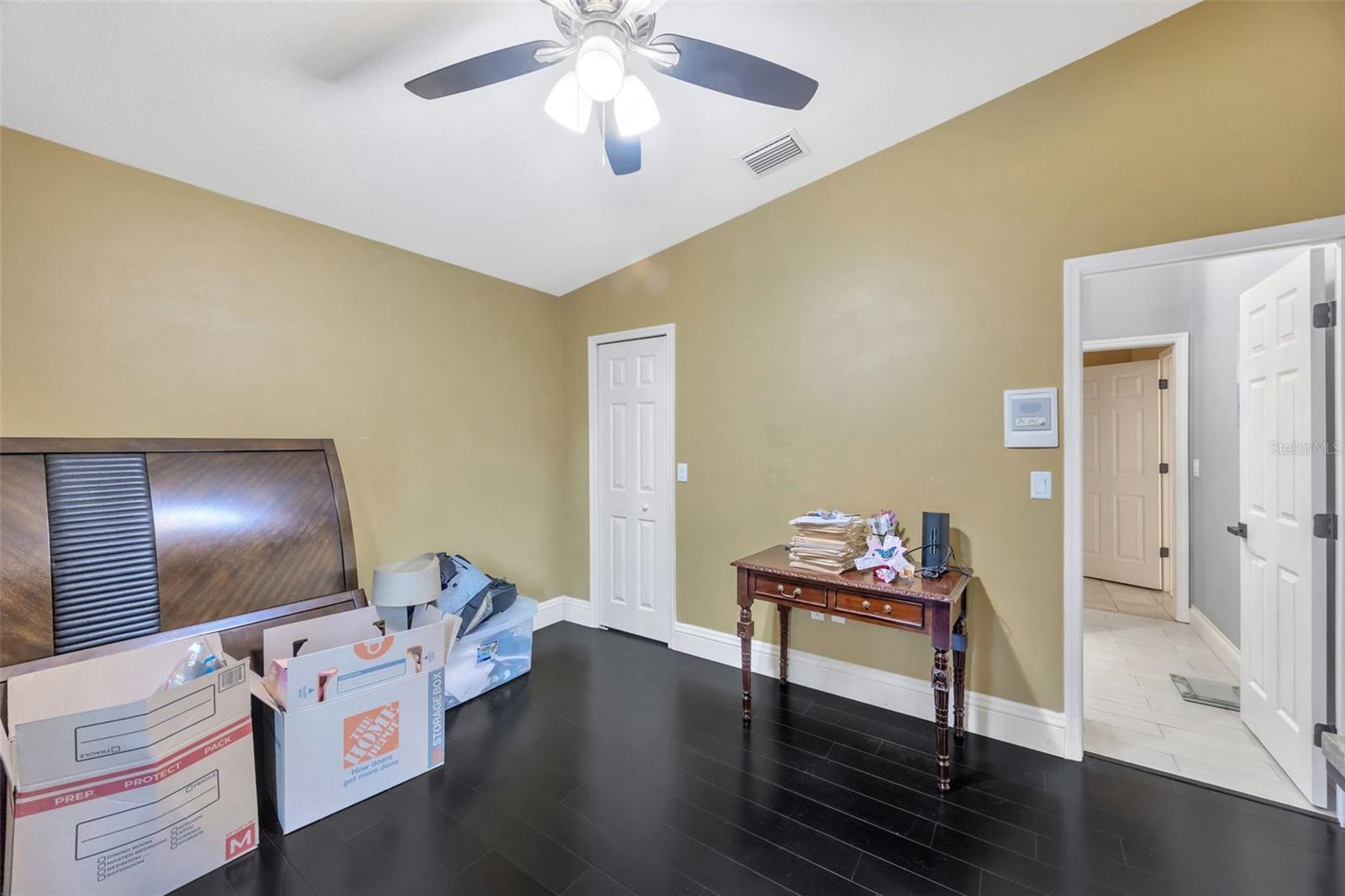 Image 37 of 58 For 3238 Cullendale Drive