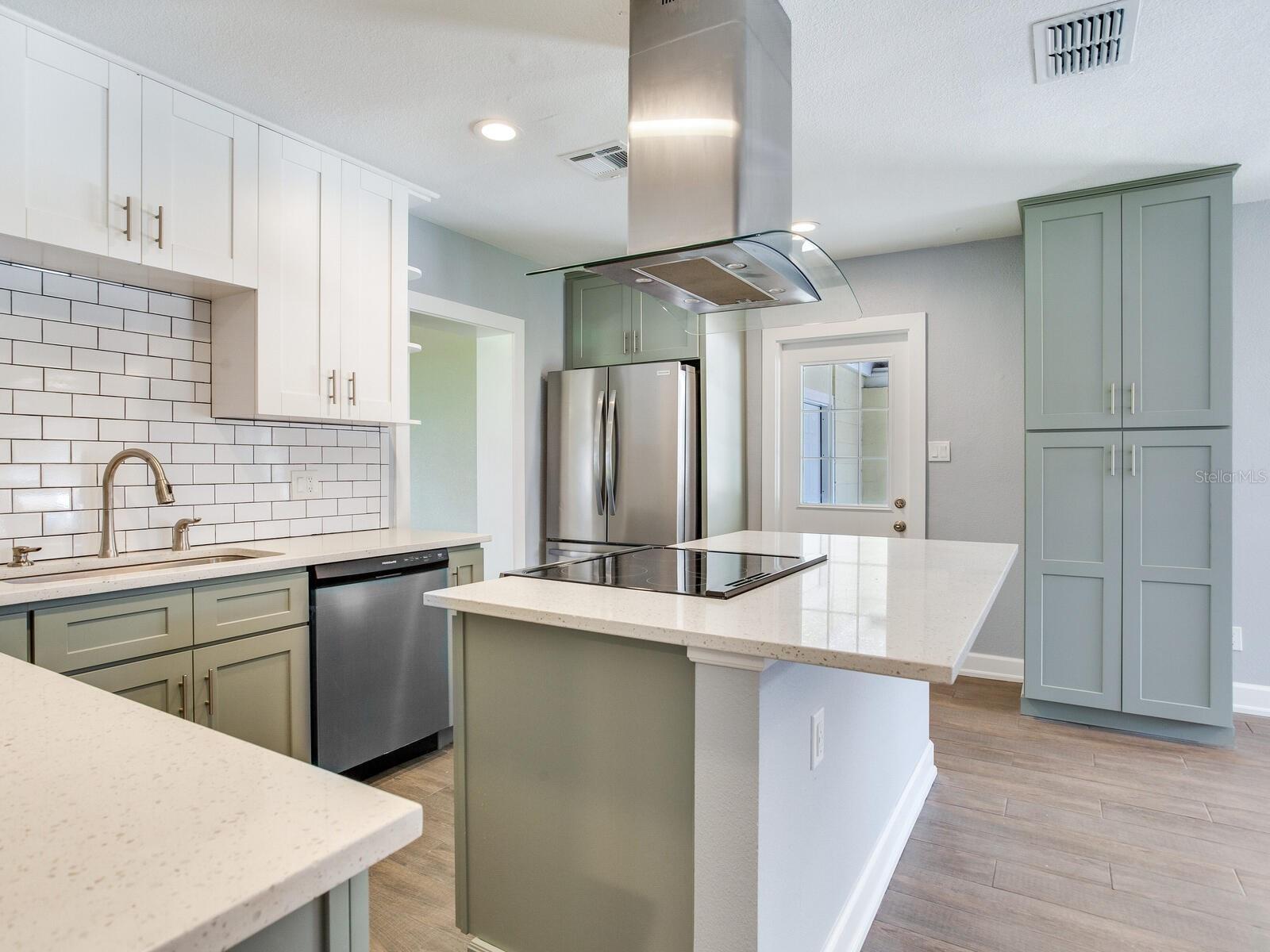 Image 13 of 41 For 4319 Renellie Drive