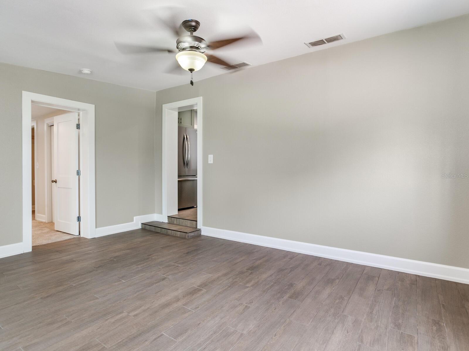 Image 23 of 41 For 4319 Renellie Drive