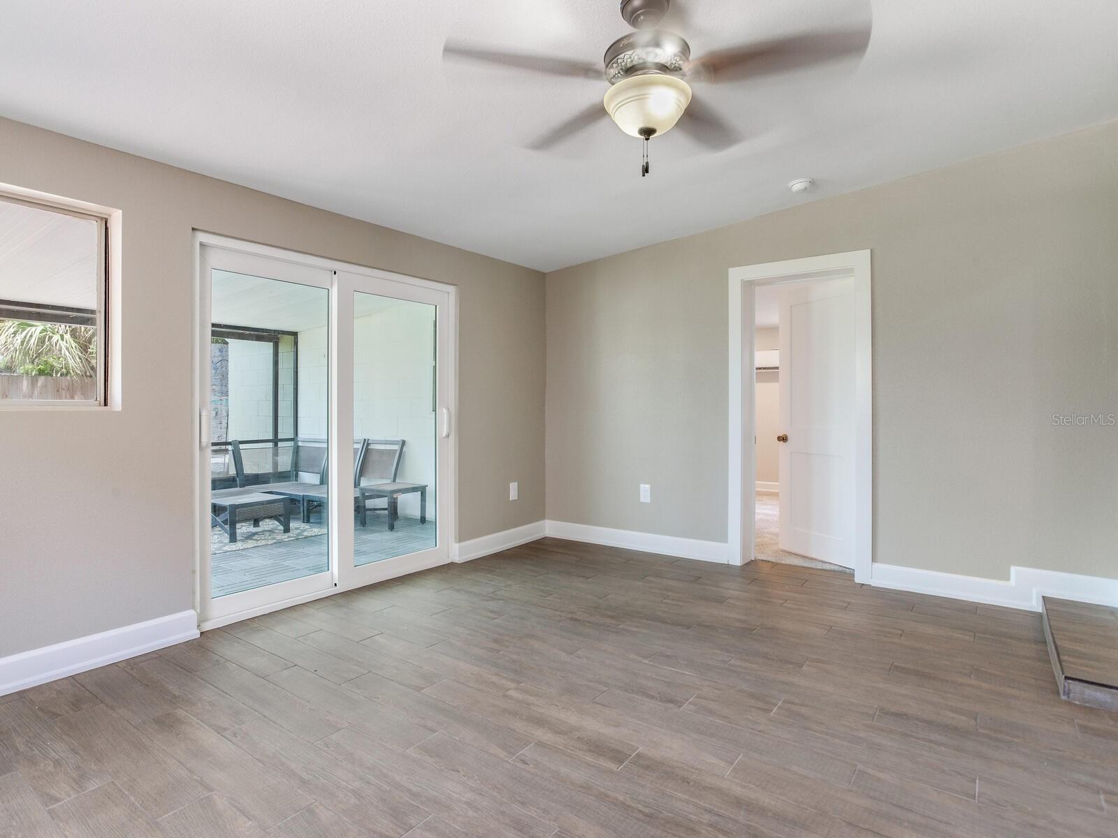 Image 24 of 41 For 4319 Renellie Drive