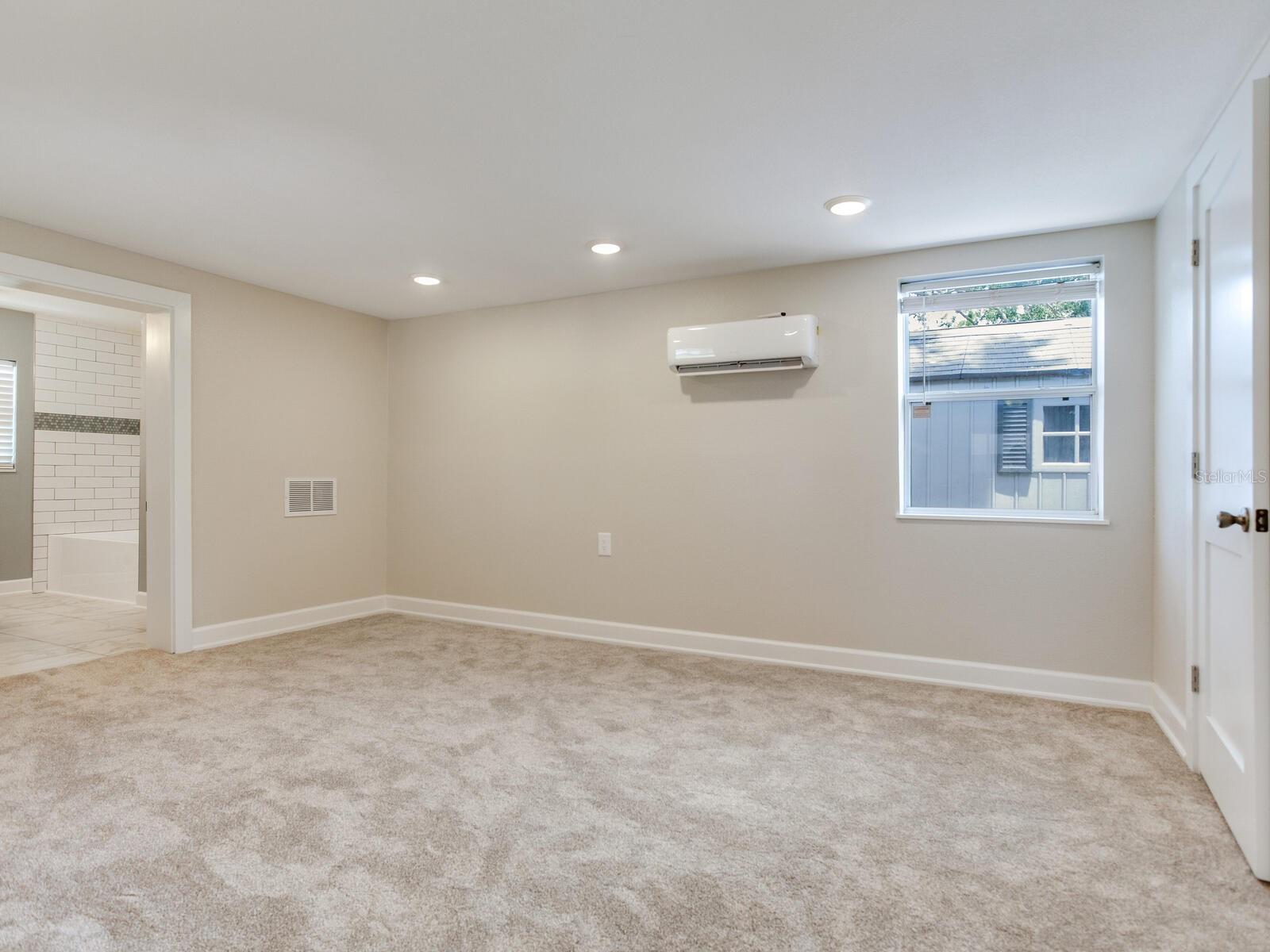 Image 30 of 41 For 4319 Renellie Drive