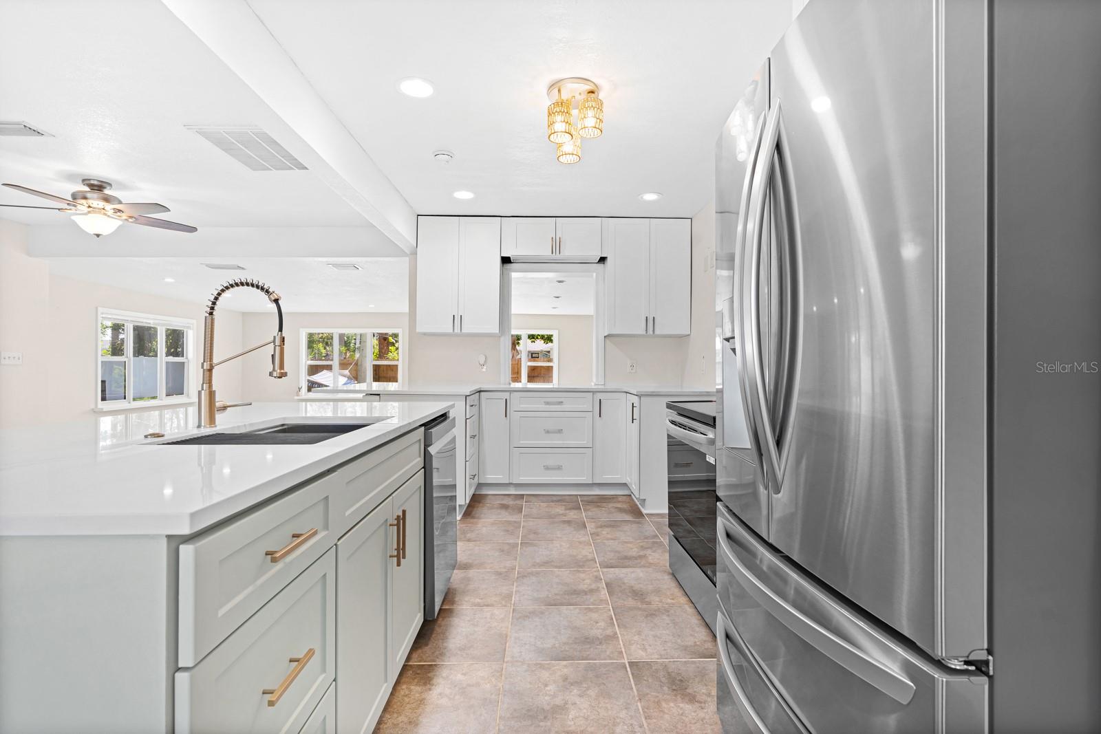 Image 7 of 21 For 101 24th Street Ne