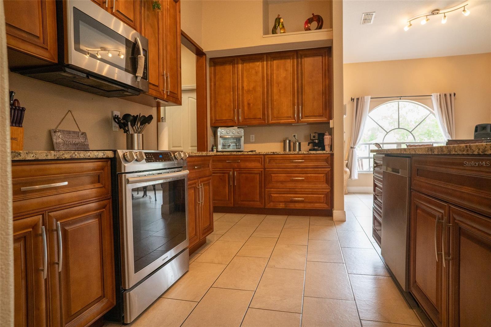 Image 13 of 43 For 16248 Verndale Lane