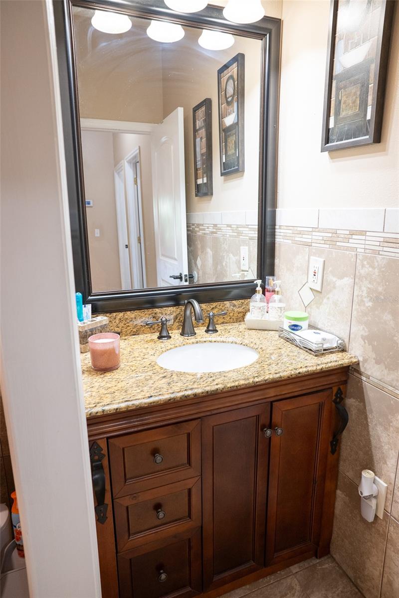 Image 19 of 43 For 16248 Verndale Lane