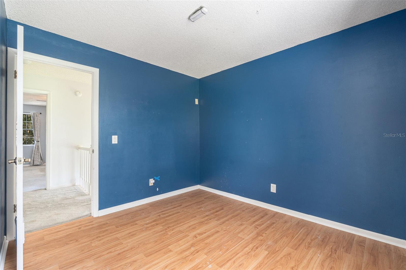 Image 33 of 47 For 11017 Springridge Drive