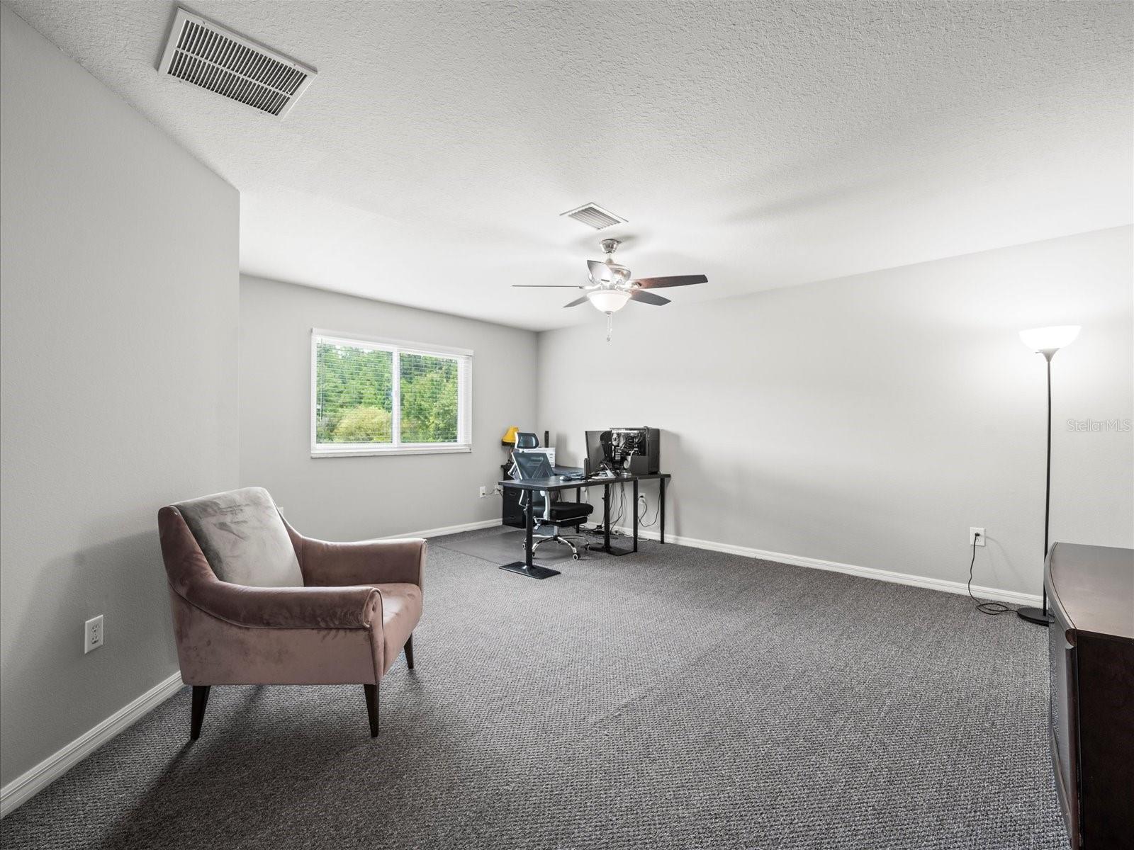 Image 30 of 56 For 25423 Bruford Boulevard