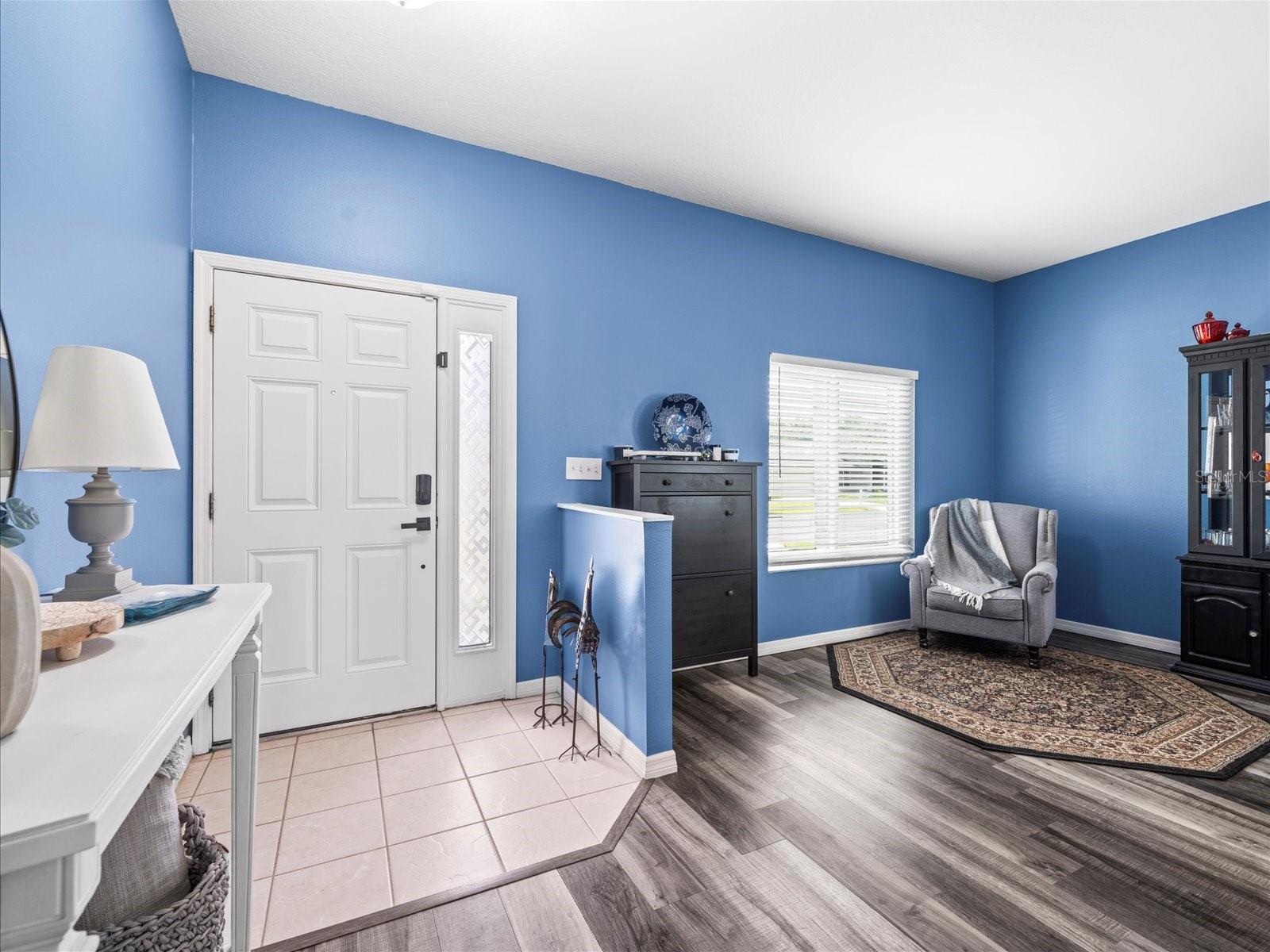 Image 7 of 56 For 25423 Bruford Boulevard
