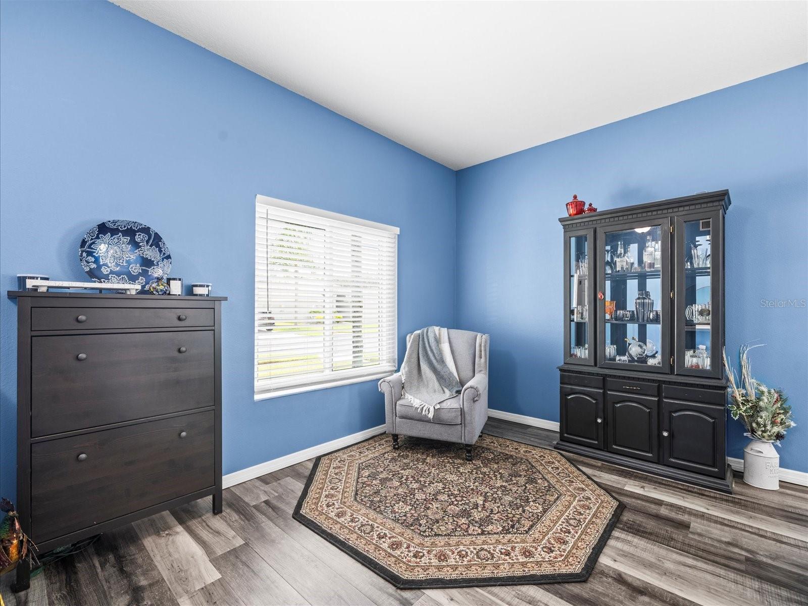 Image 9 of 56 For 25423 Bruford Boulevard