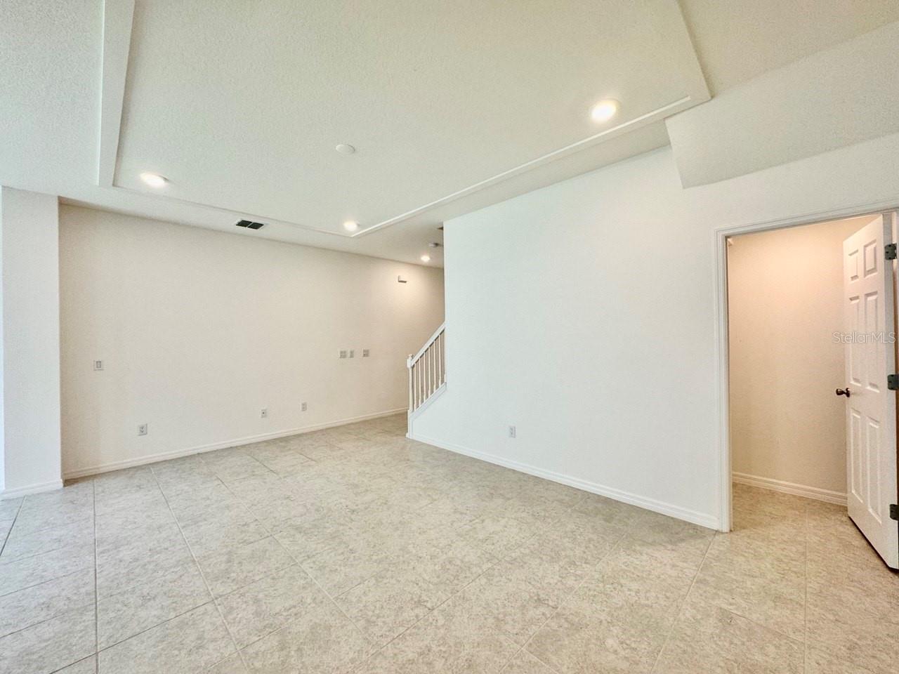 Image 4 of 27 For 34209 Rogallo Lane