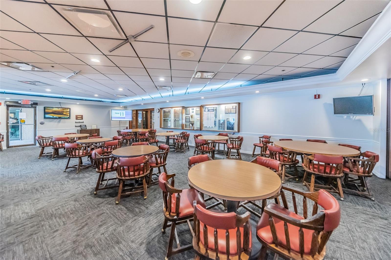 Image 41 of 69 For 3422 Trophy Boulevard