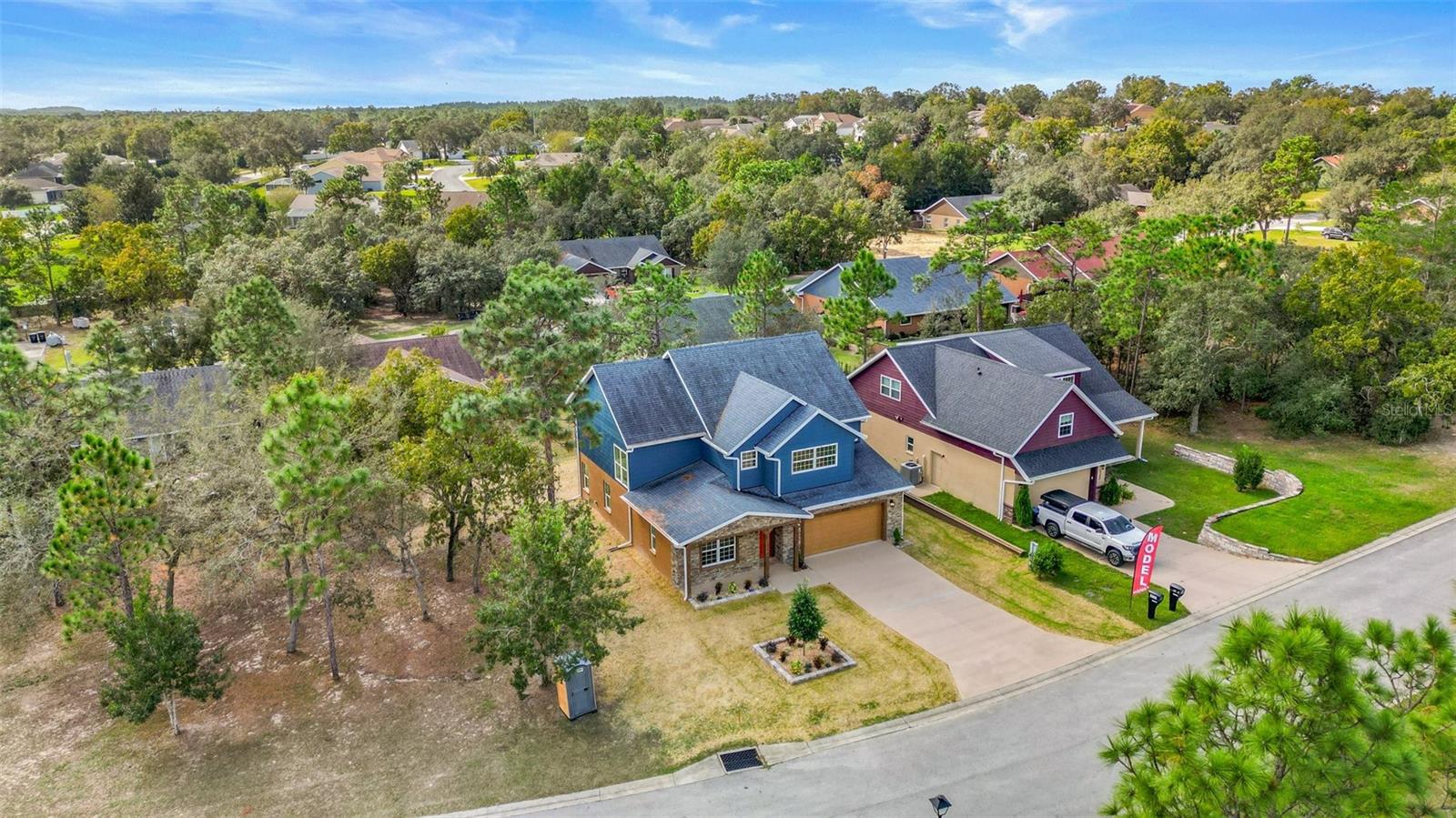 Listing photo id 19 for 5332 Westchase Loop