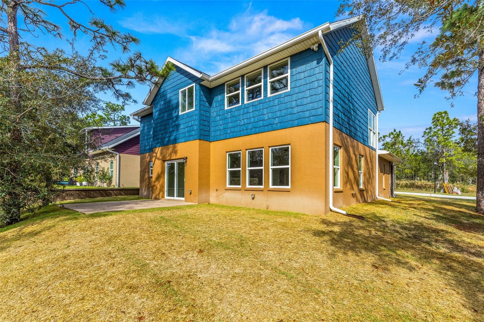 Listing photo id 28 for 5332 Westchase Loop