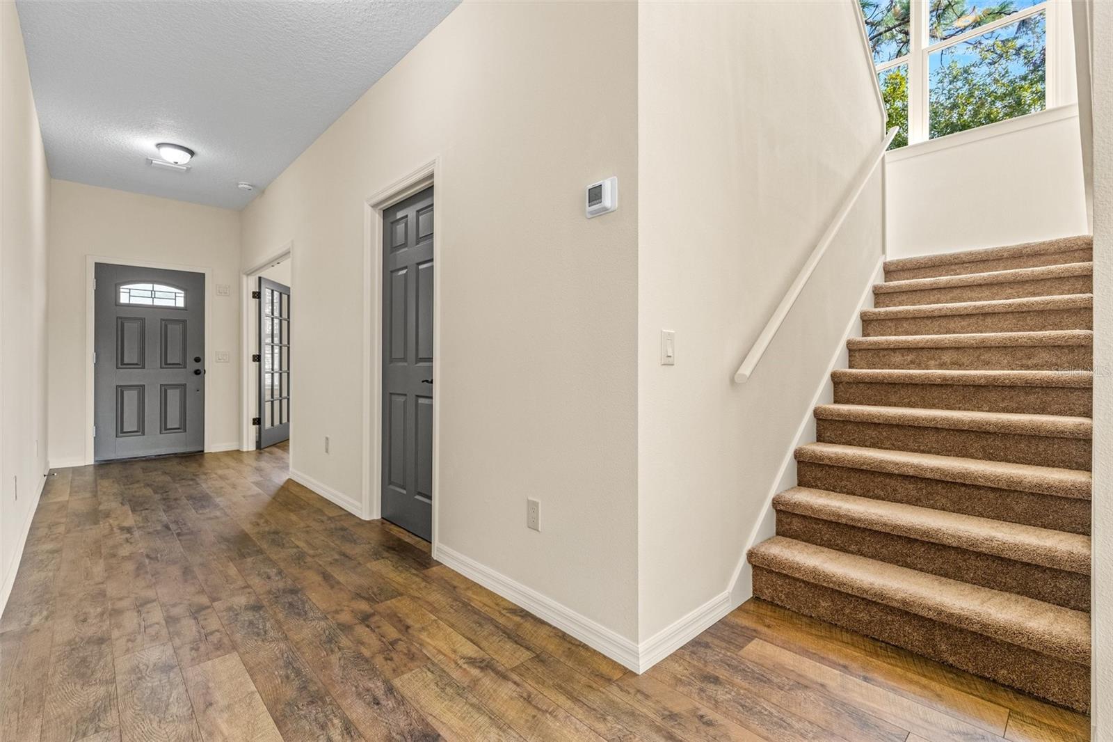 Listing photo id 36 for 5332 Westchase Loop