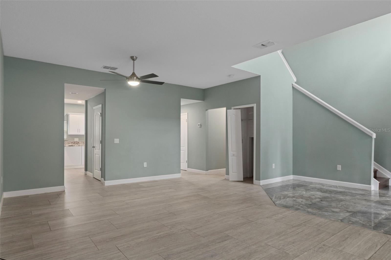 Image 11 of 70 For 18098 Macek Road