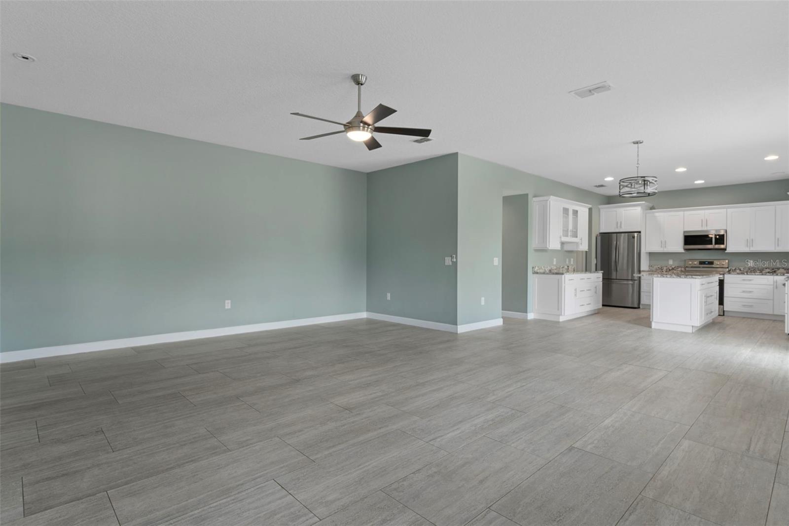 Image 14 of 70 For 18098 Macek Road
