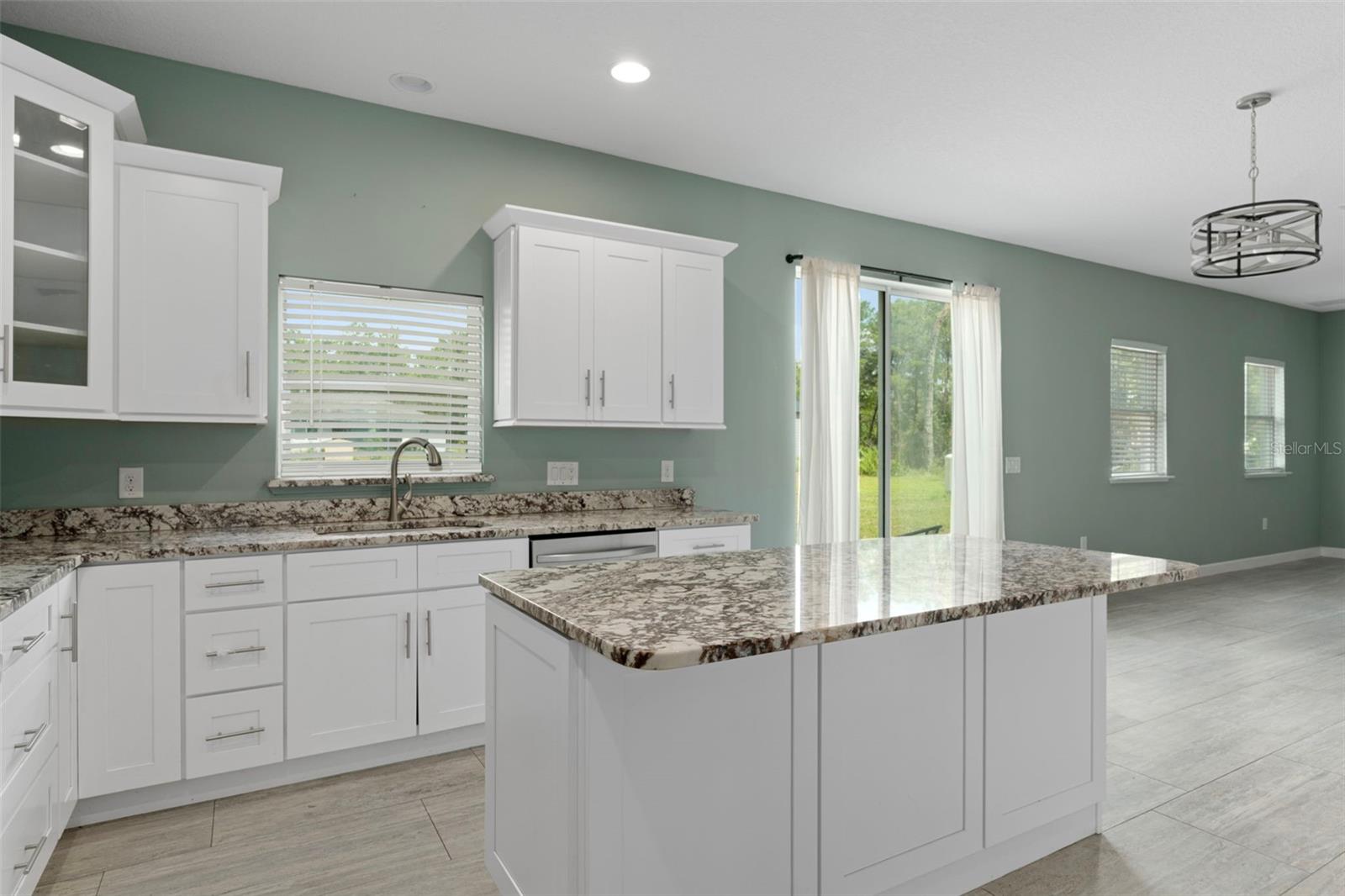 Image 20 of 70 For 18098 Macek Road