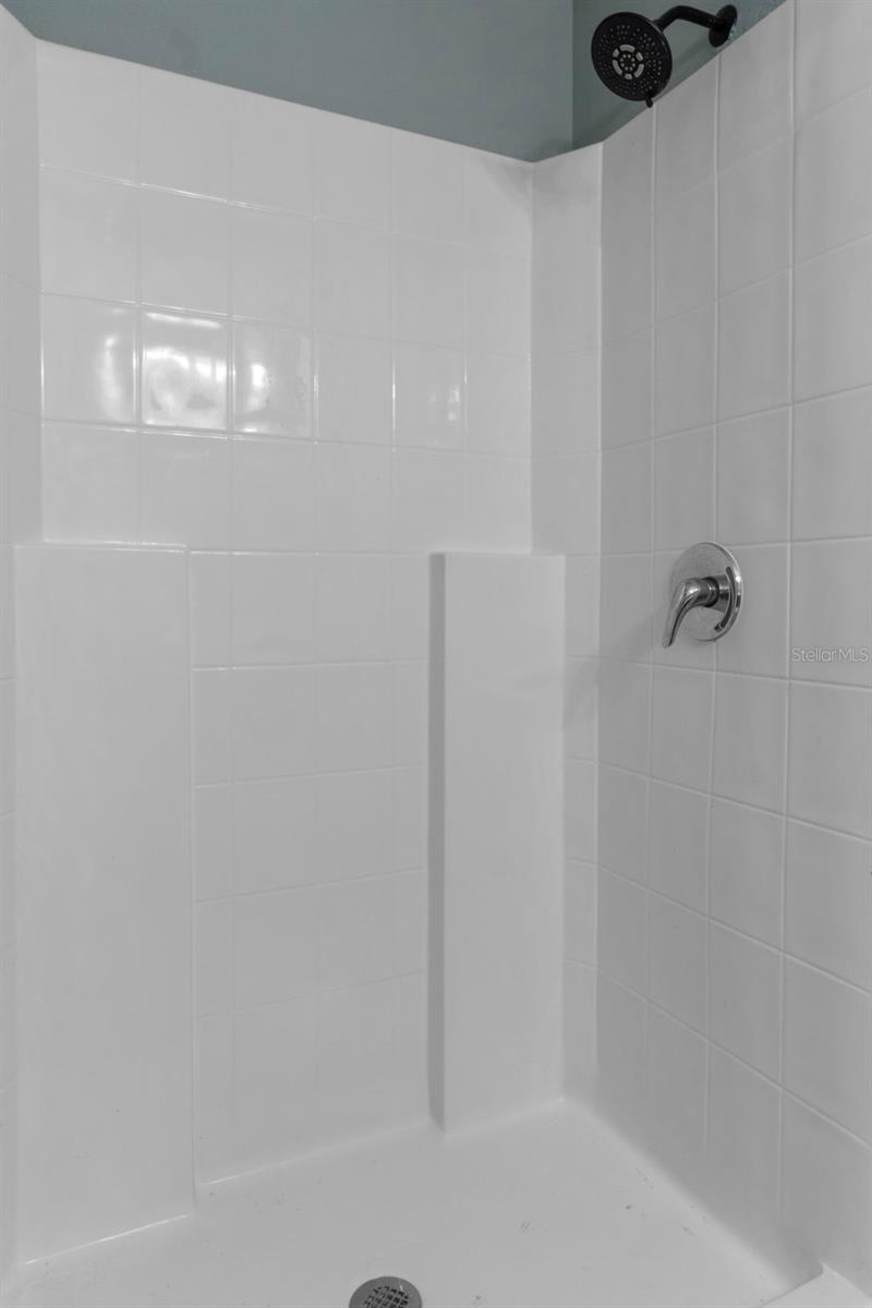 Image 34 of 70 For 18098 Macek Road