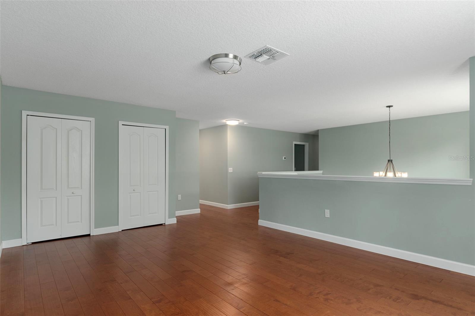 Image 36 of 70 For 18098 Macek Road
