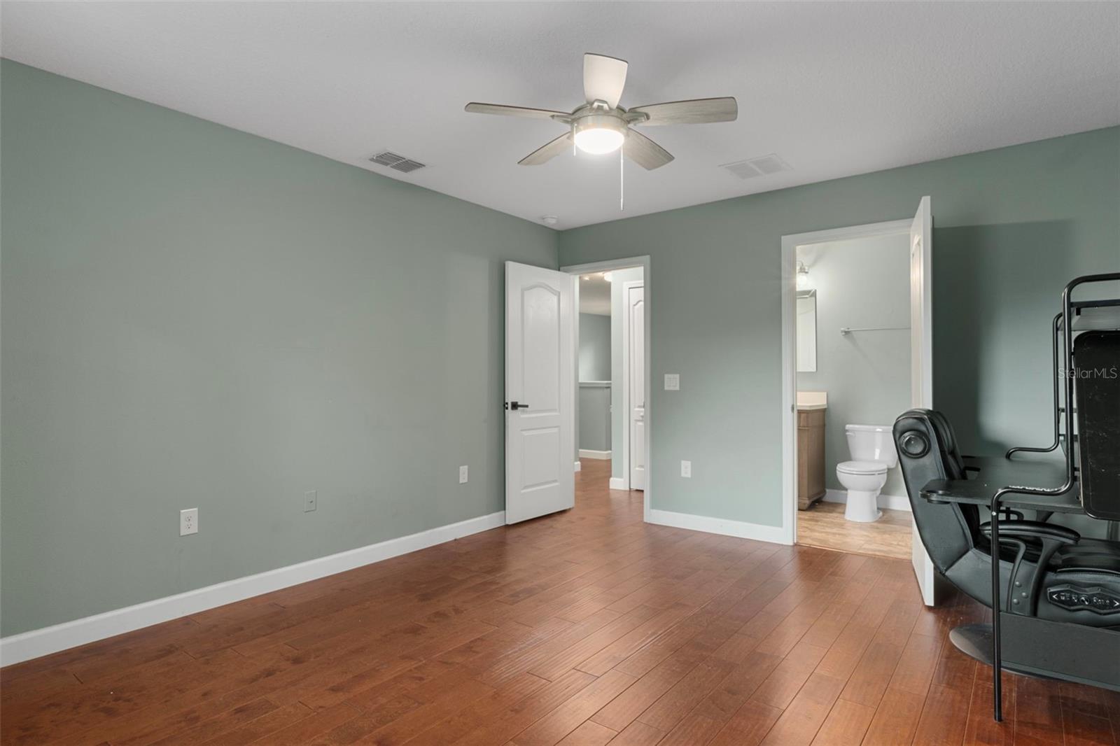 Image 41 of 70 For 18098 Macek Road