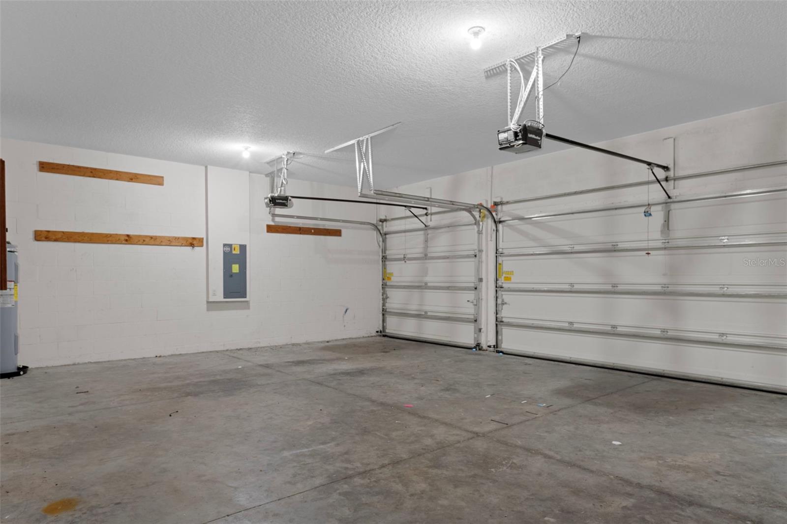 Image 64 of 70 For 18098 Macek Road