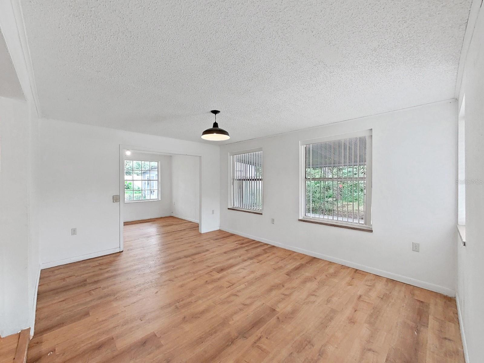 Image 13 of 36 For 7332 Sealawn Drive