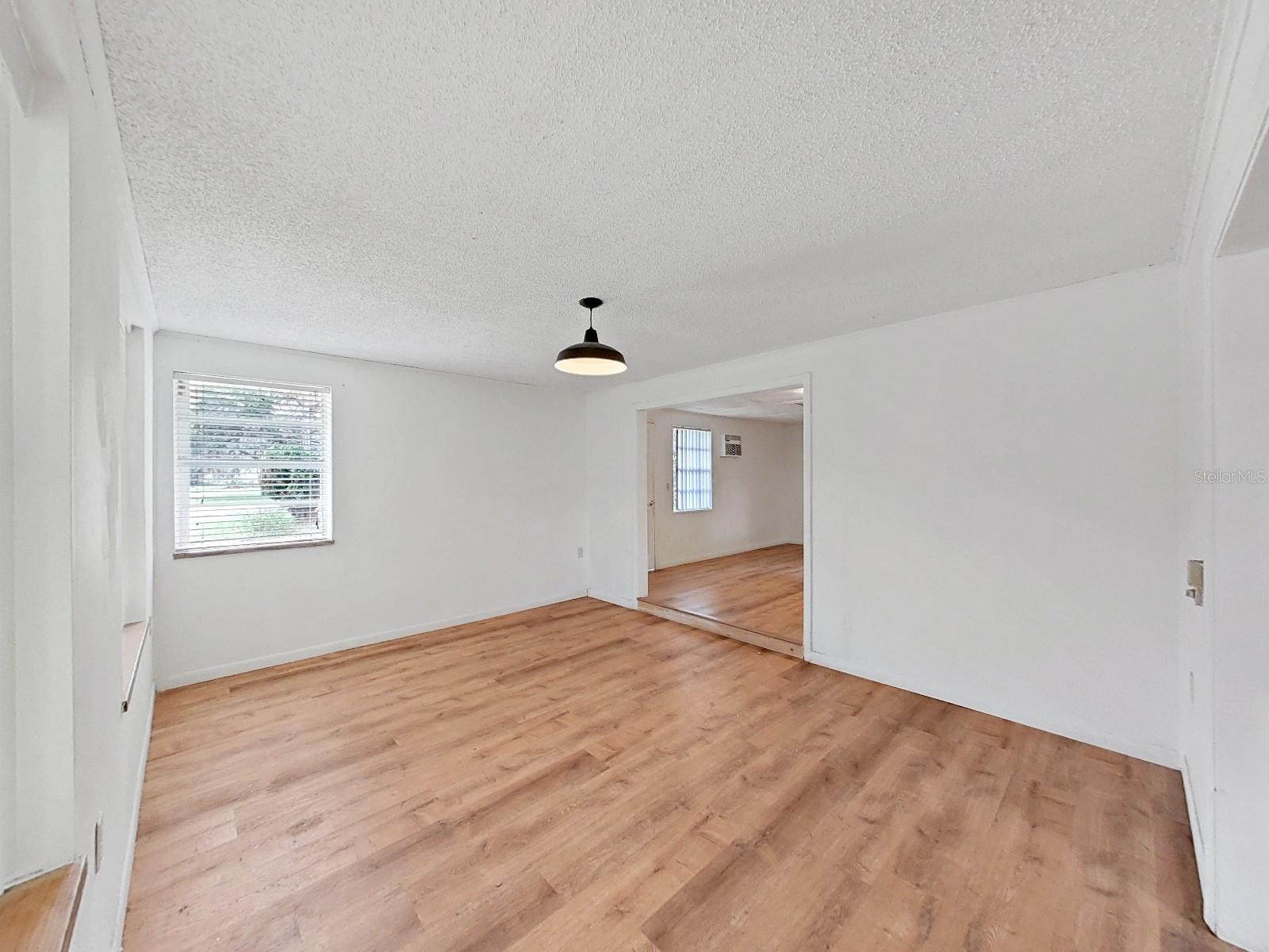 Image 17 of 36 For 7332 Sealawn Drive