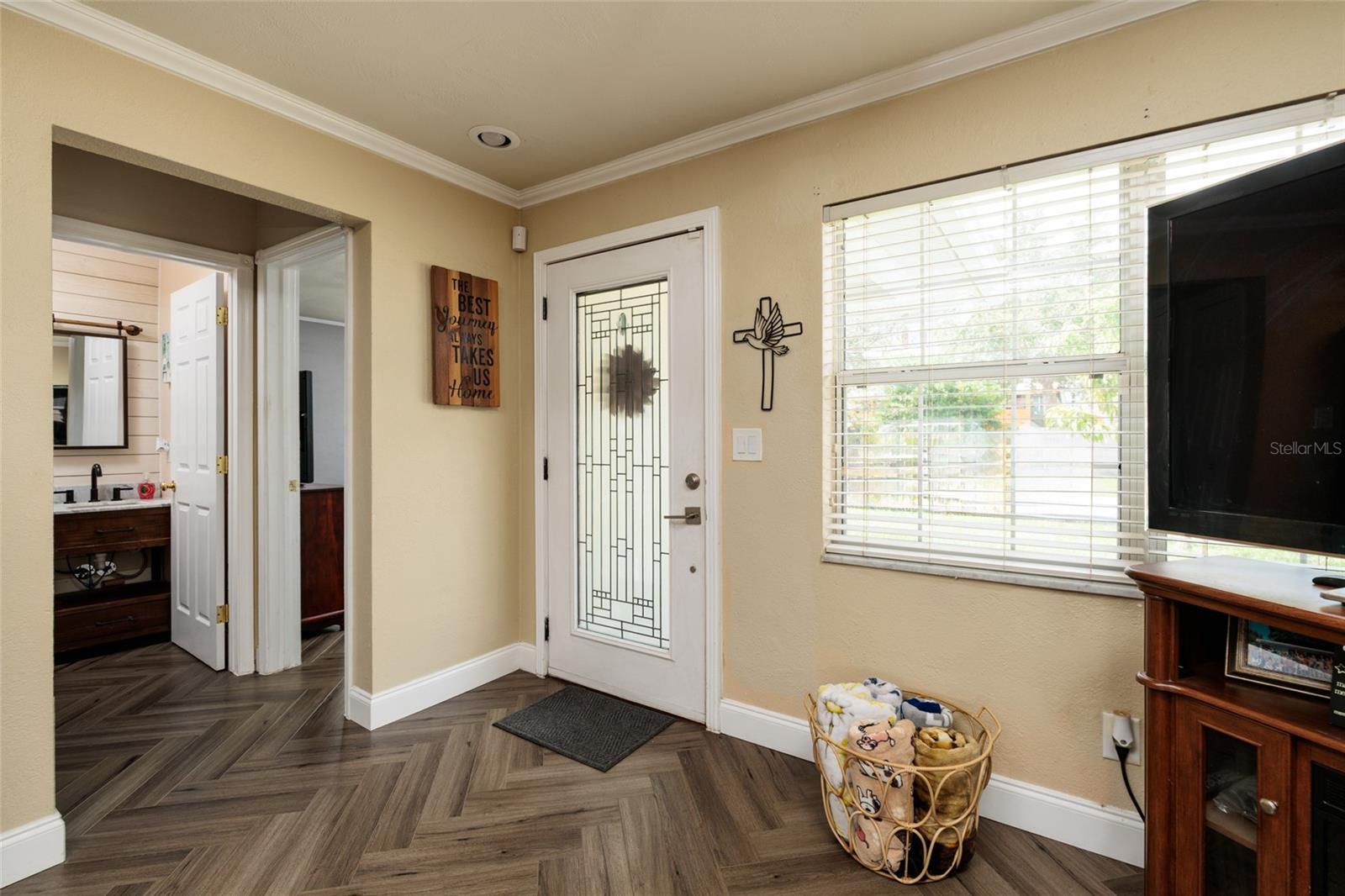 Image 10 of 41 For 2101 63rd Avenue N