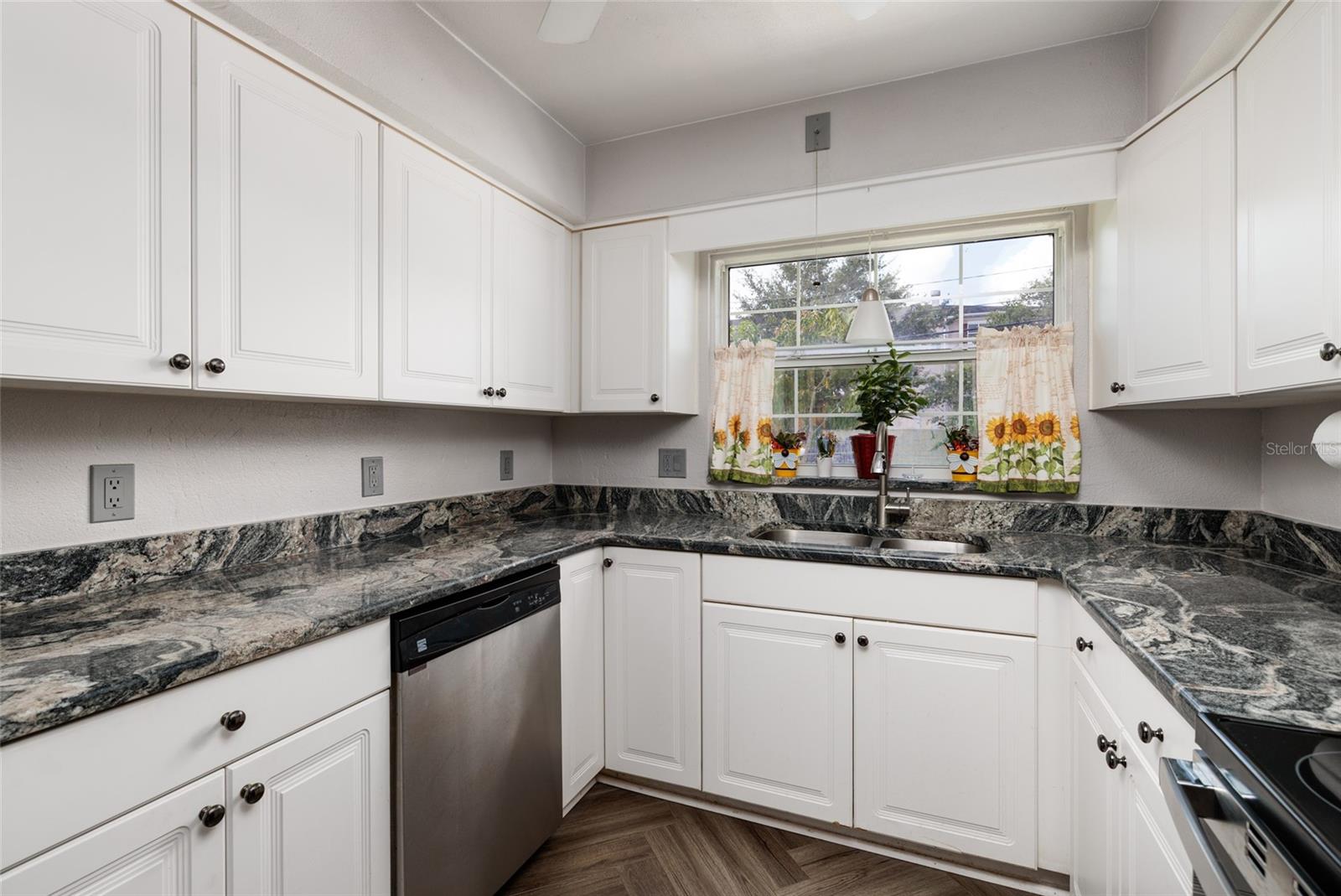 Image 16 of 41 For 2101 63rd Avenue N