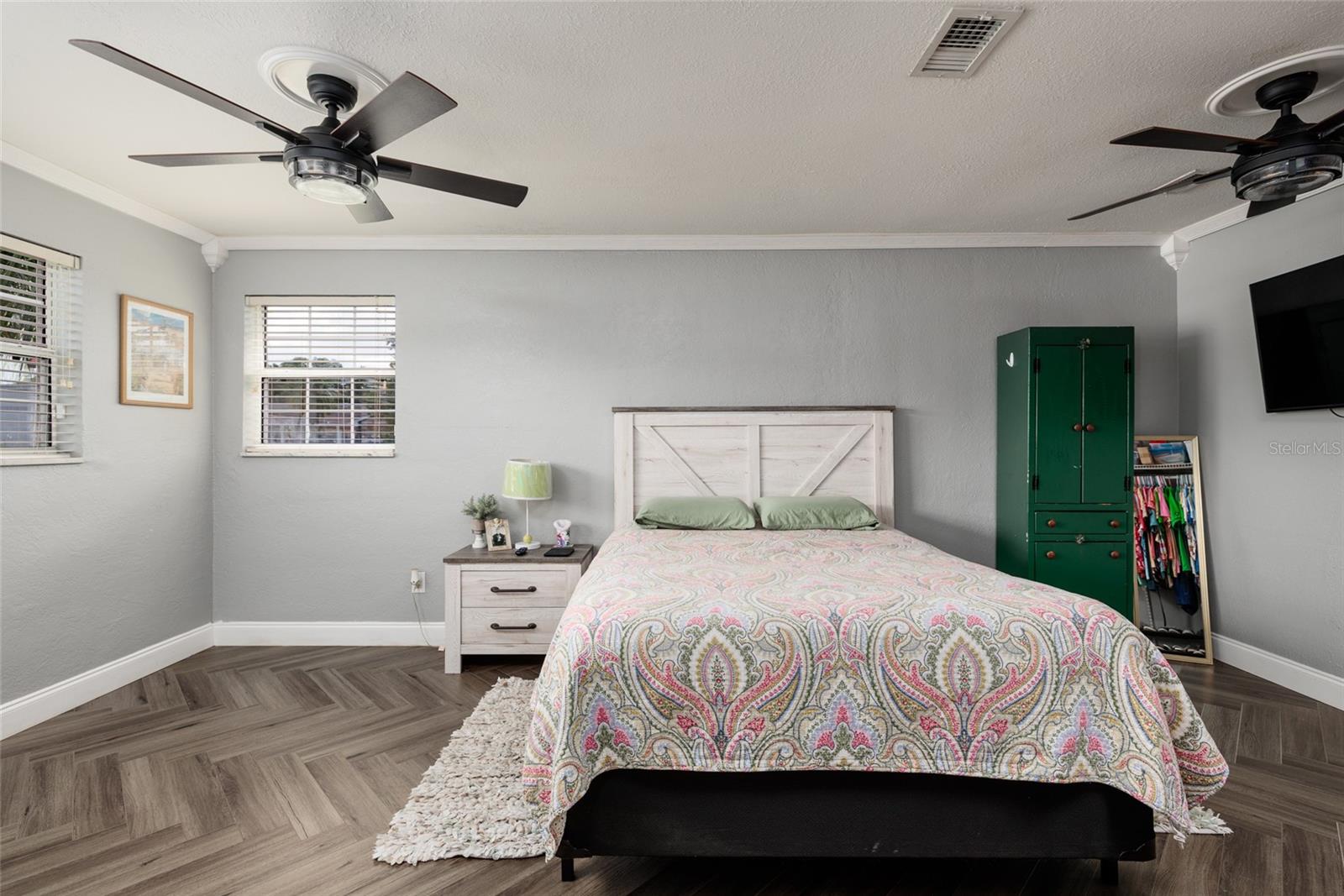 Image 20 of 41 For 2101 63rd Avenue N