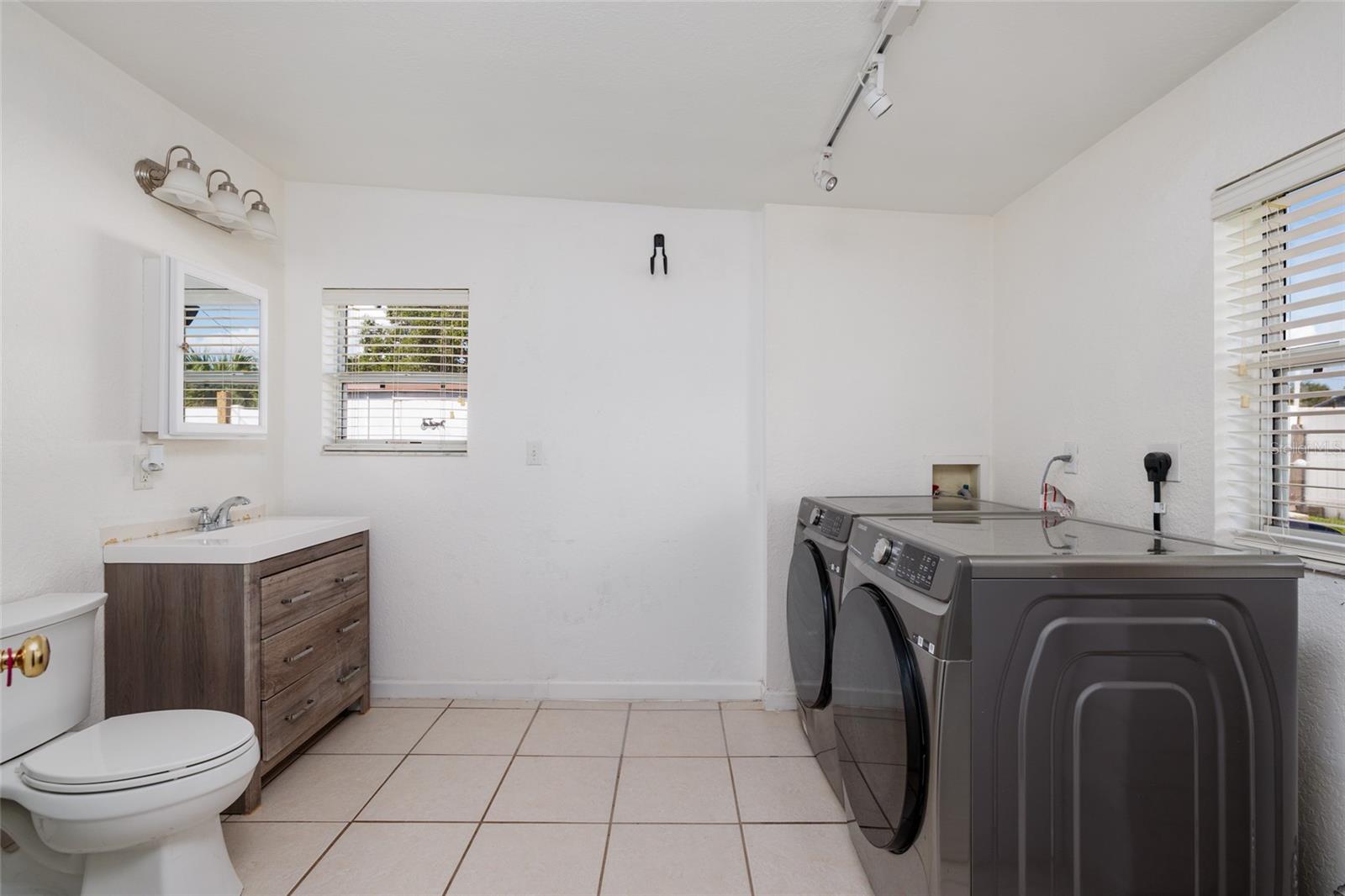 Image 29 of 41 For 2101 63rd Avenue N